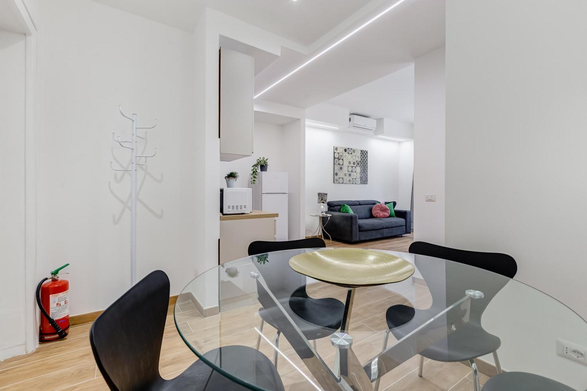 Vatican With 2 Bathrooms And Terrace Apartment