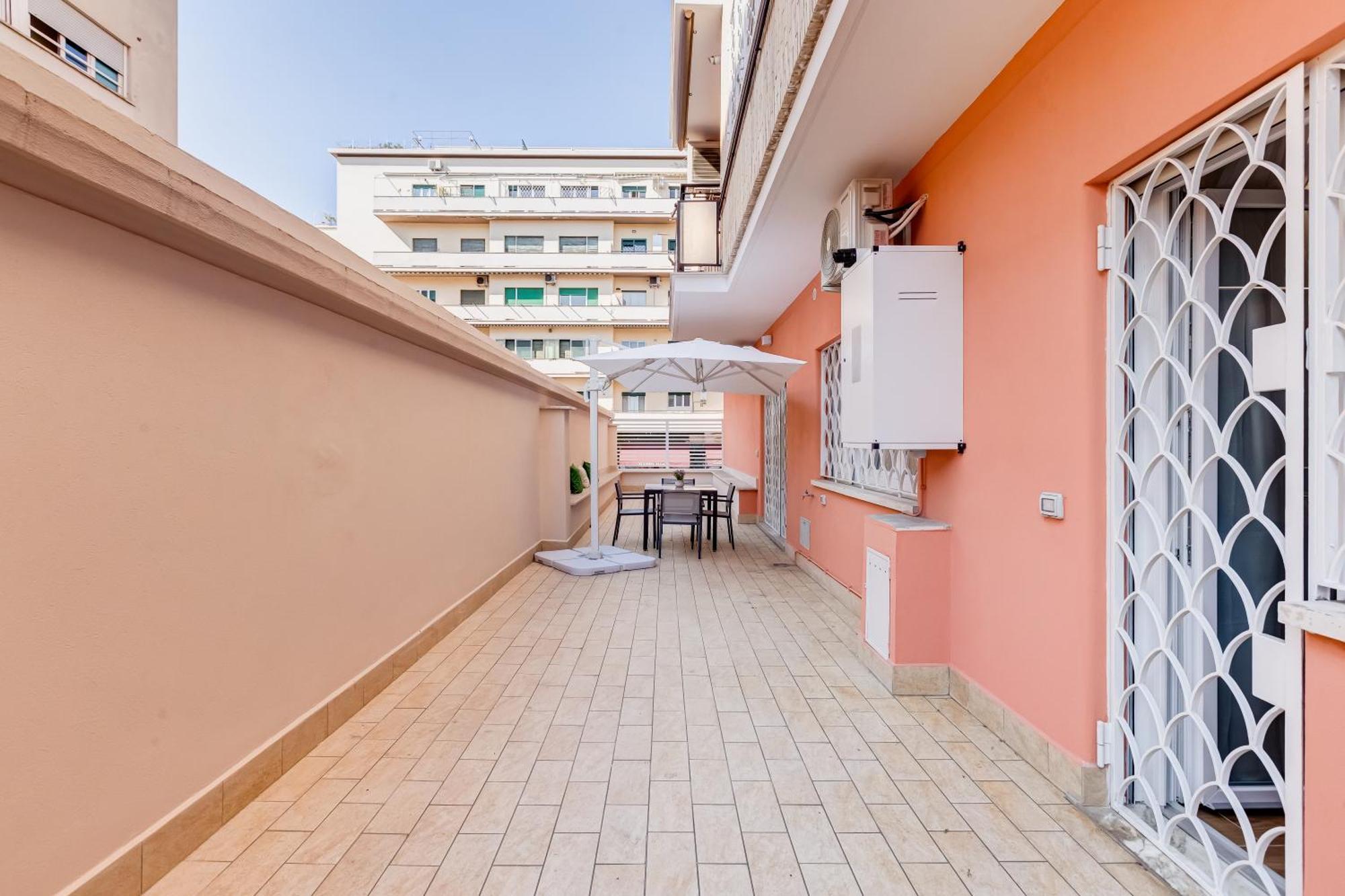 Vatican With 2 Bathrooms And Terrace Apartment Rome