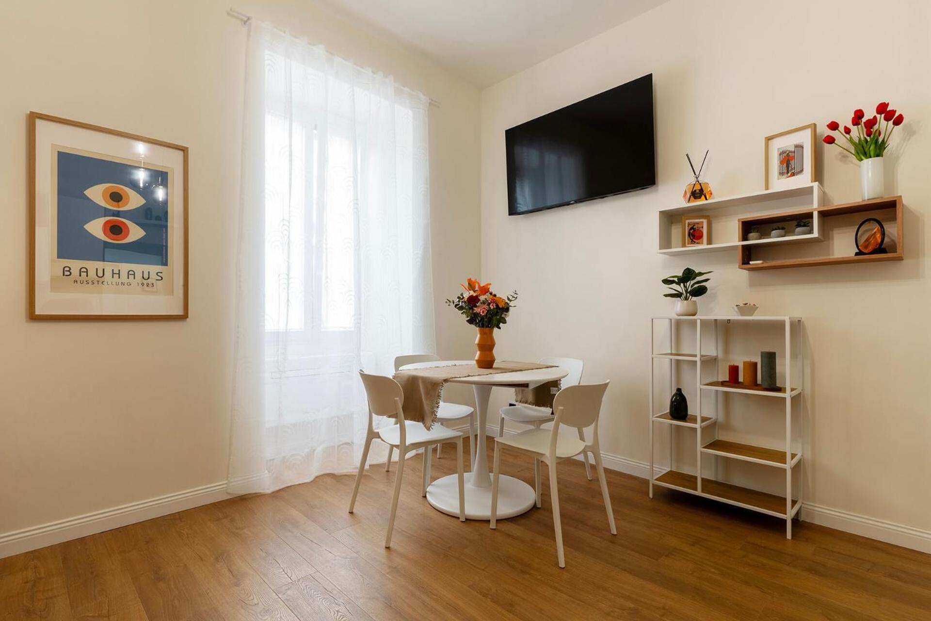 Pictadomus-albus, Metro Furio Camillo Apartment Rome