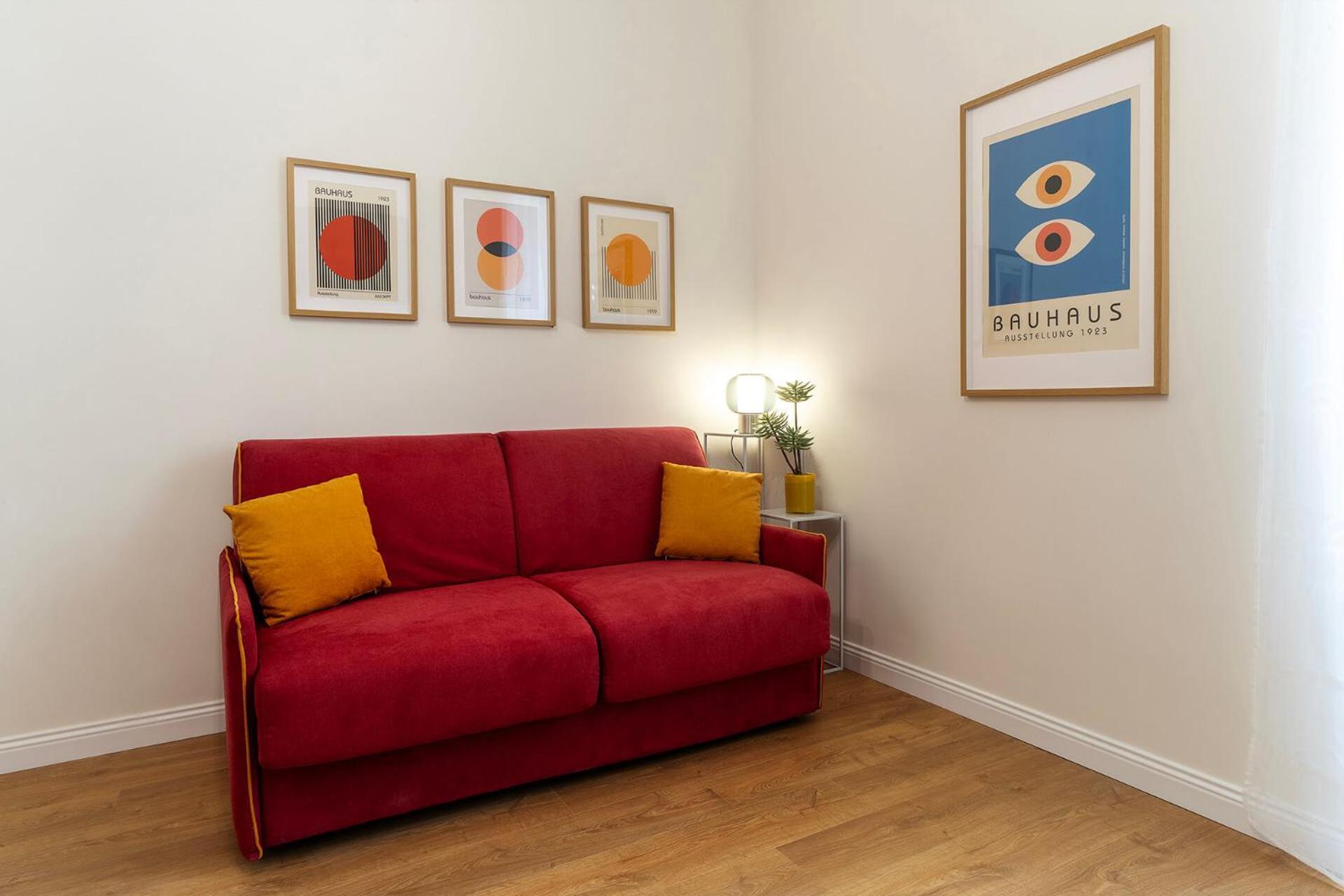 Pictadomus-albus, Metro Furio Camillo Apartment *