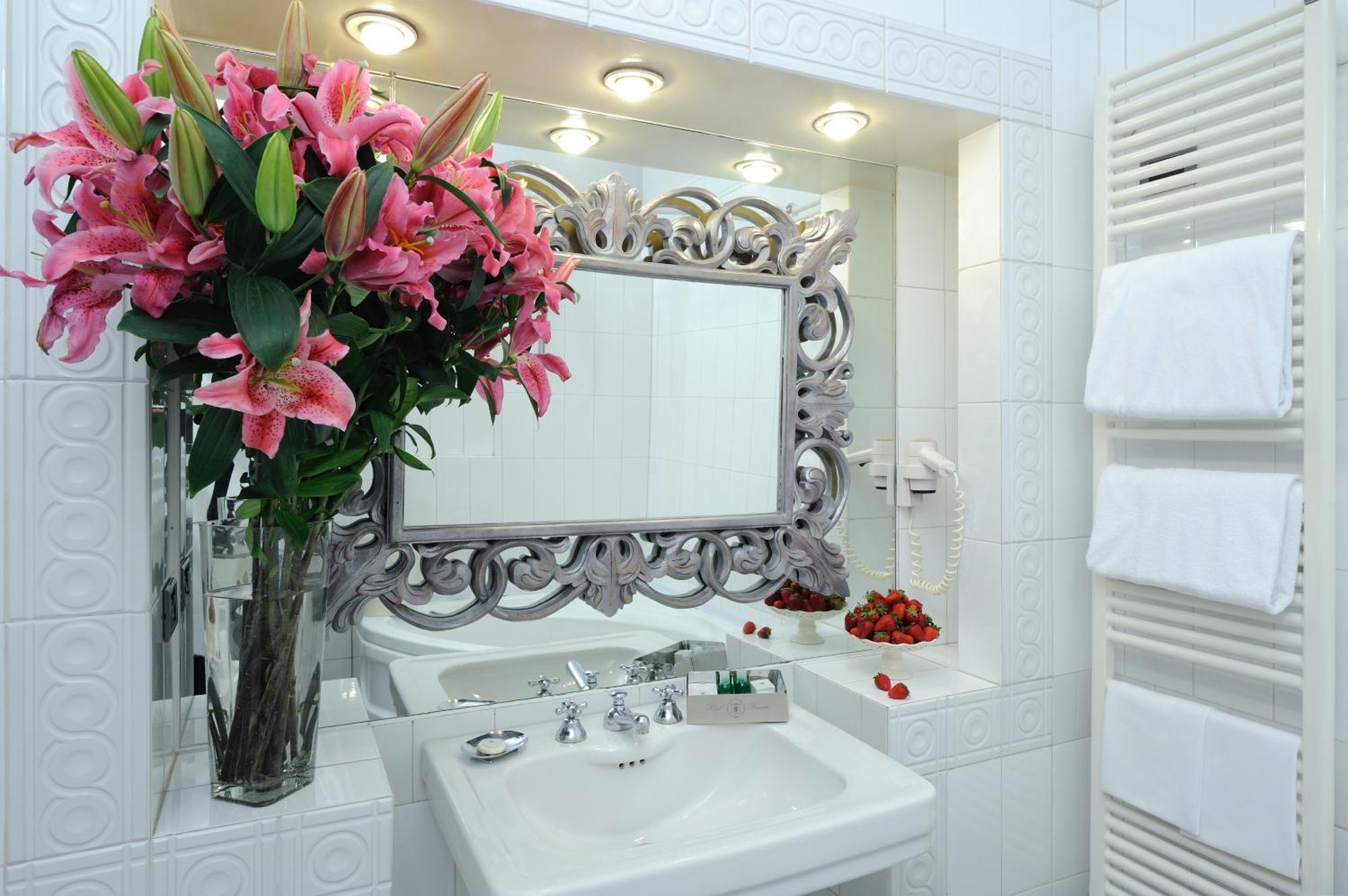 Farnese Hotel Rome