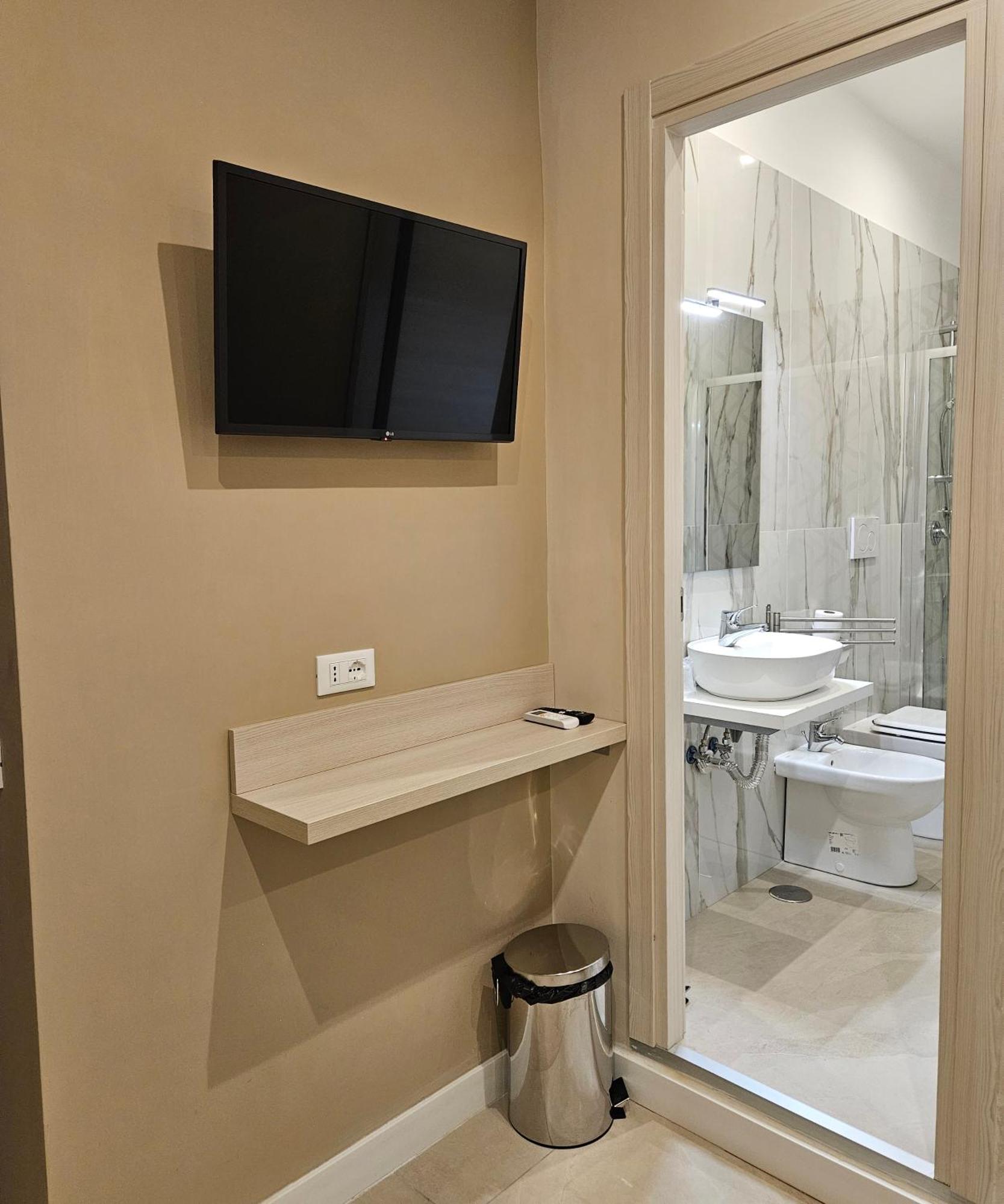 Mosaic Hotel 3*