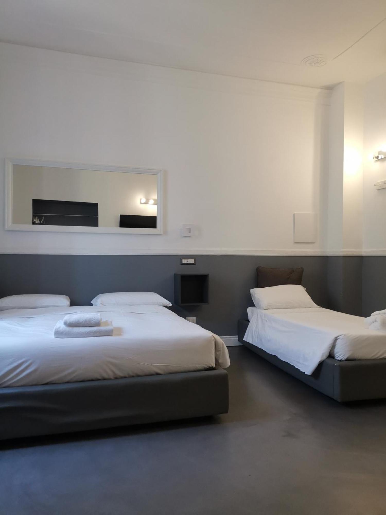 I Guest house