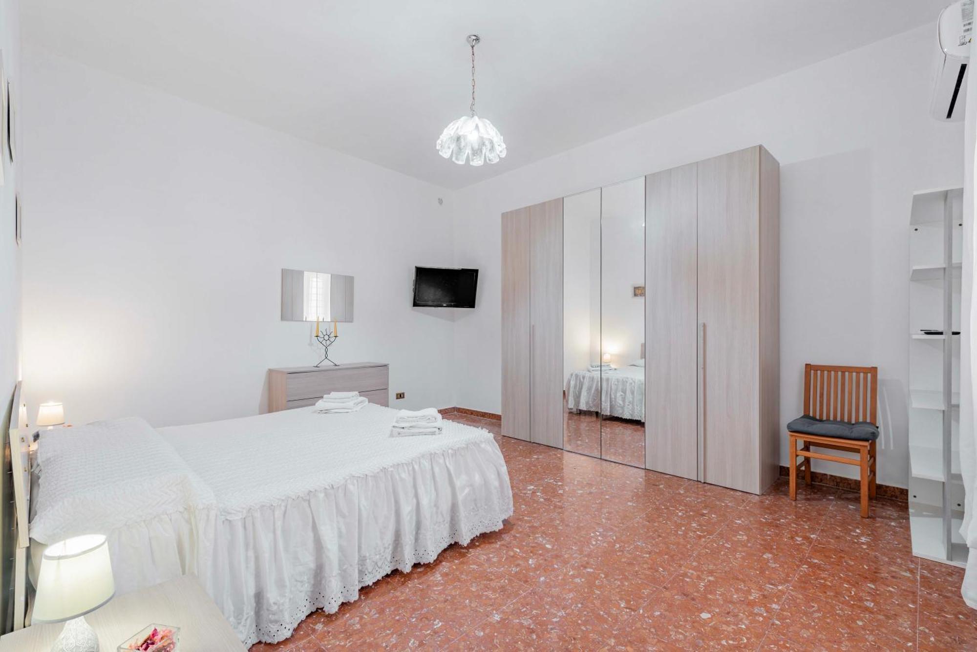Casa - Vale's Little House Apartment Rome
