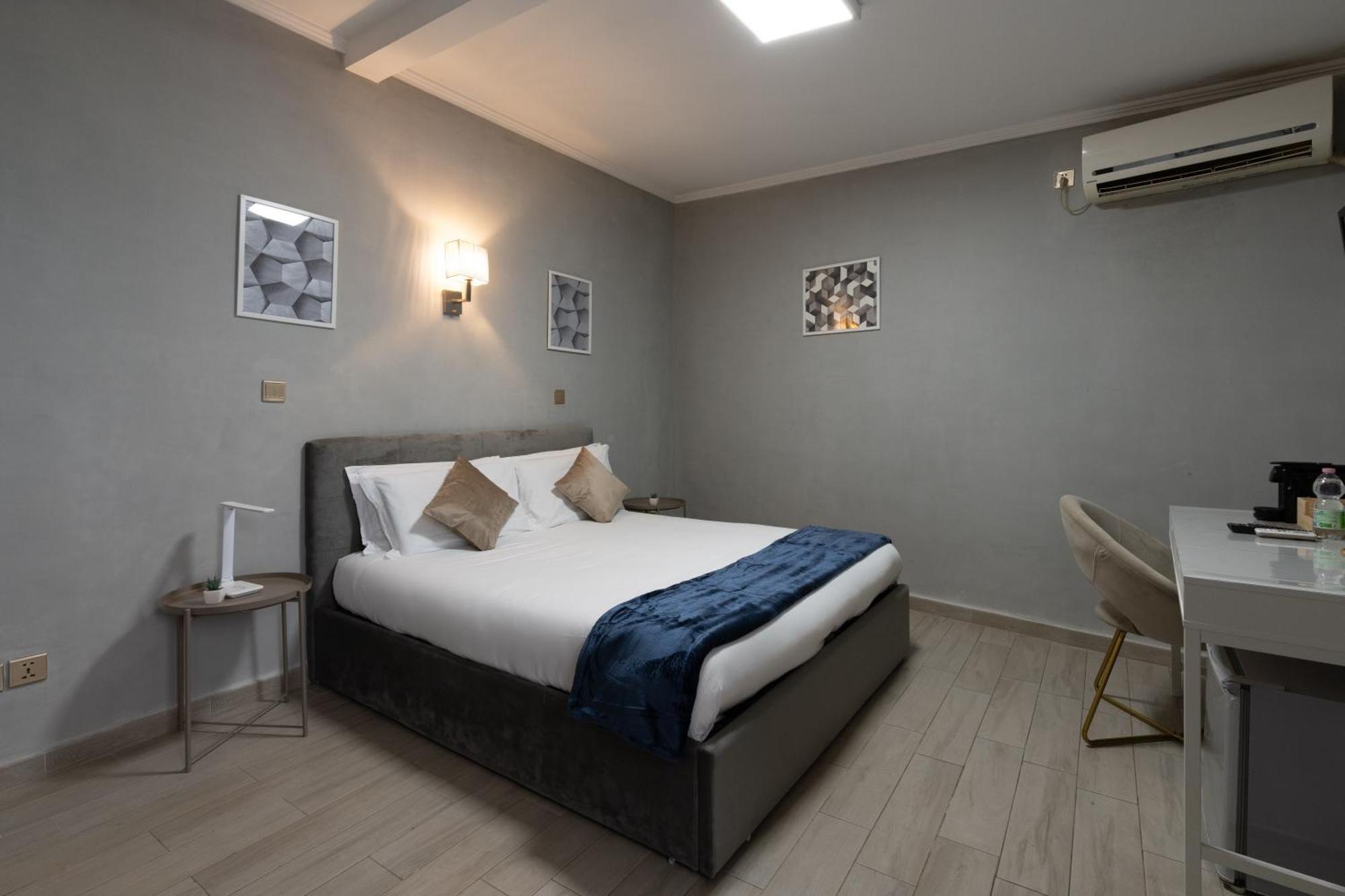 Portafortuna - Close To Colosseum Guest house 2*