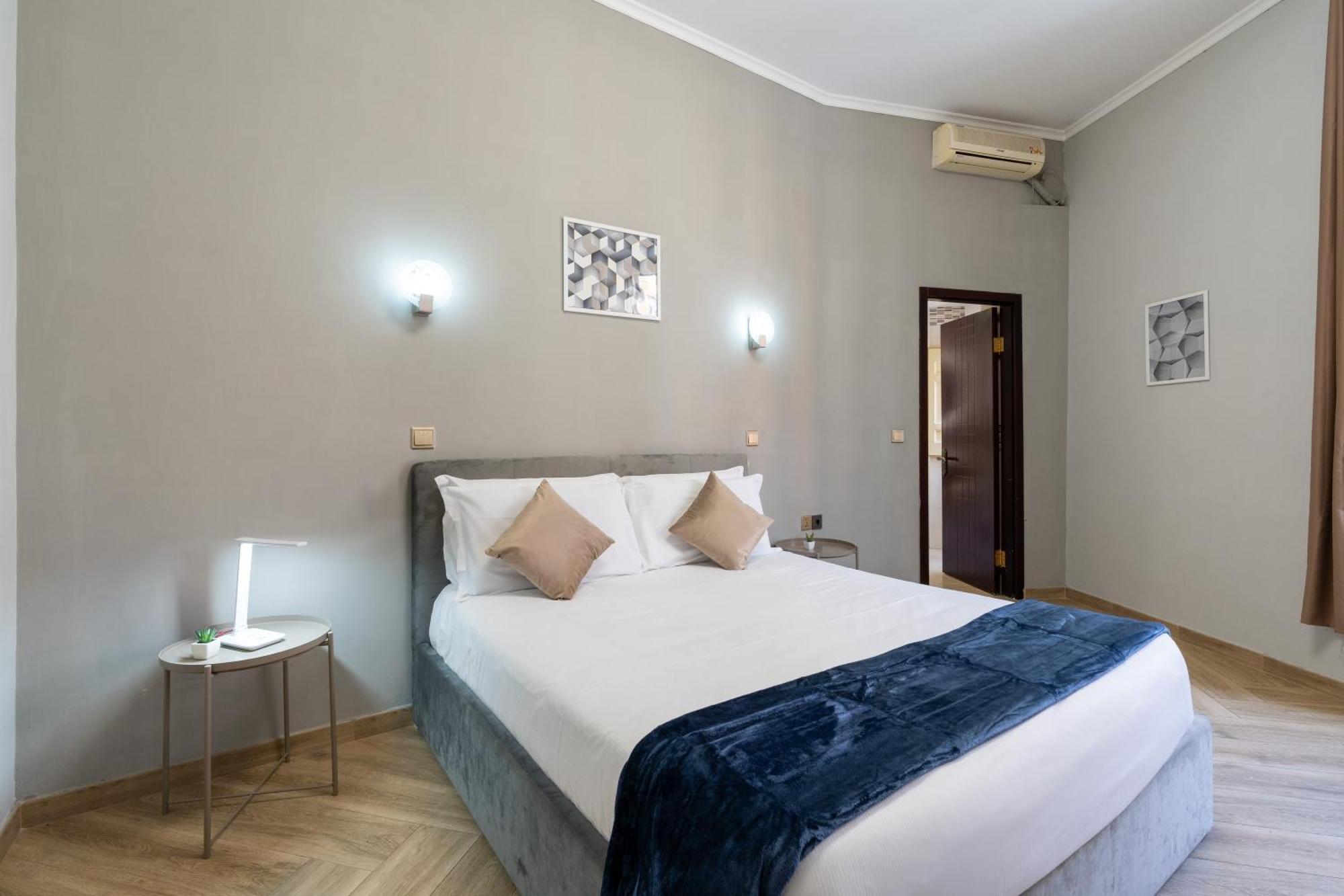 Portafortuna - Close To Colosseum Guest house
