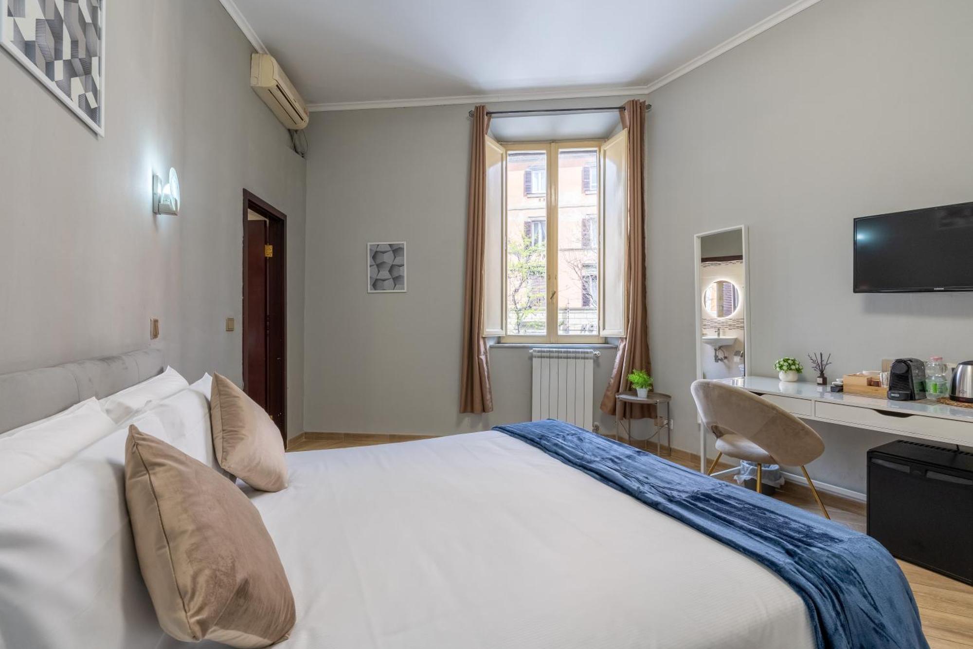 Guest house Portafortuna - Close To Colosseum Rome
