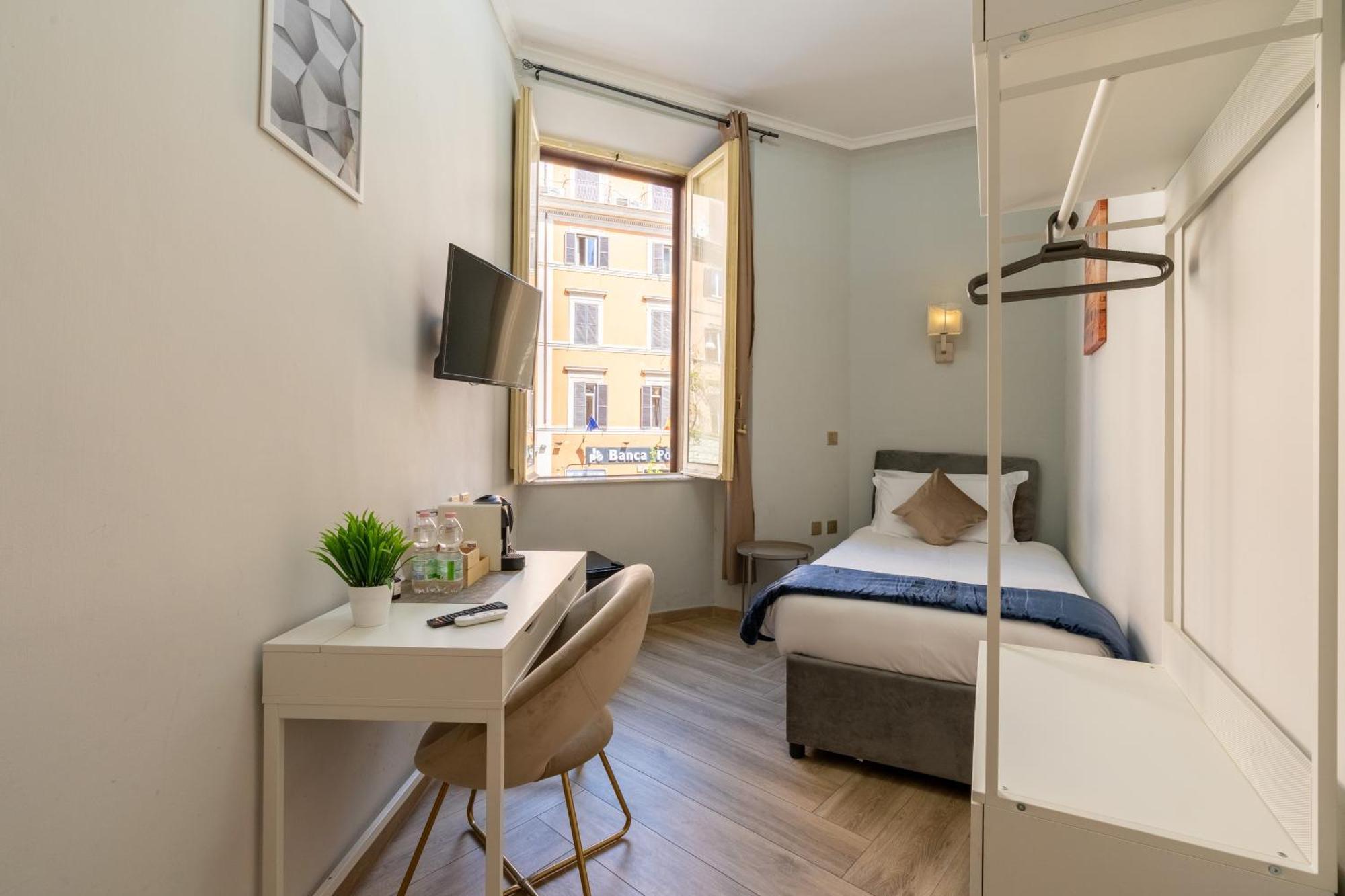 Portafortuna - Close To Colosseum Guest house 2*