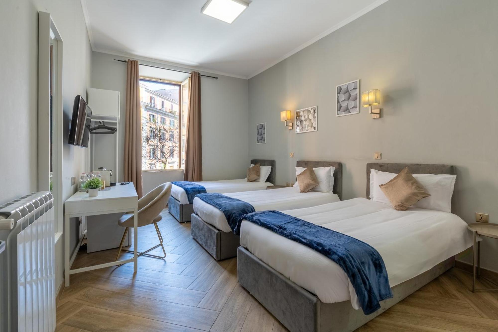 Guest house Portafortuna - Close To Colosseum Rome