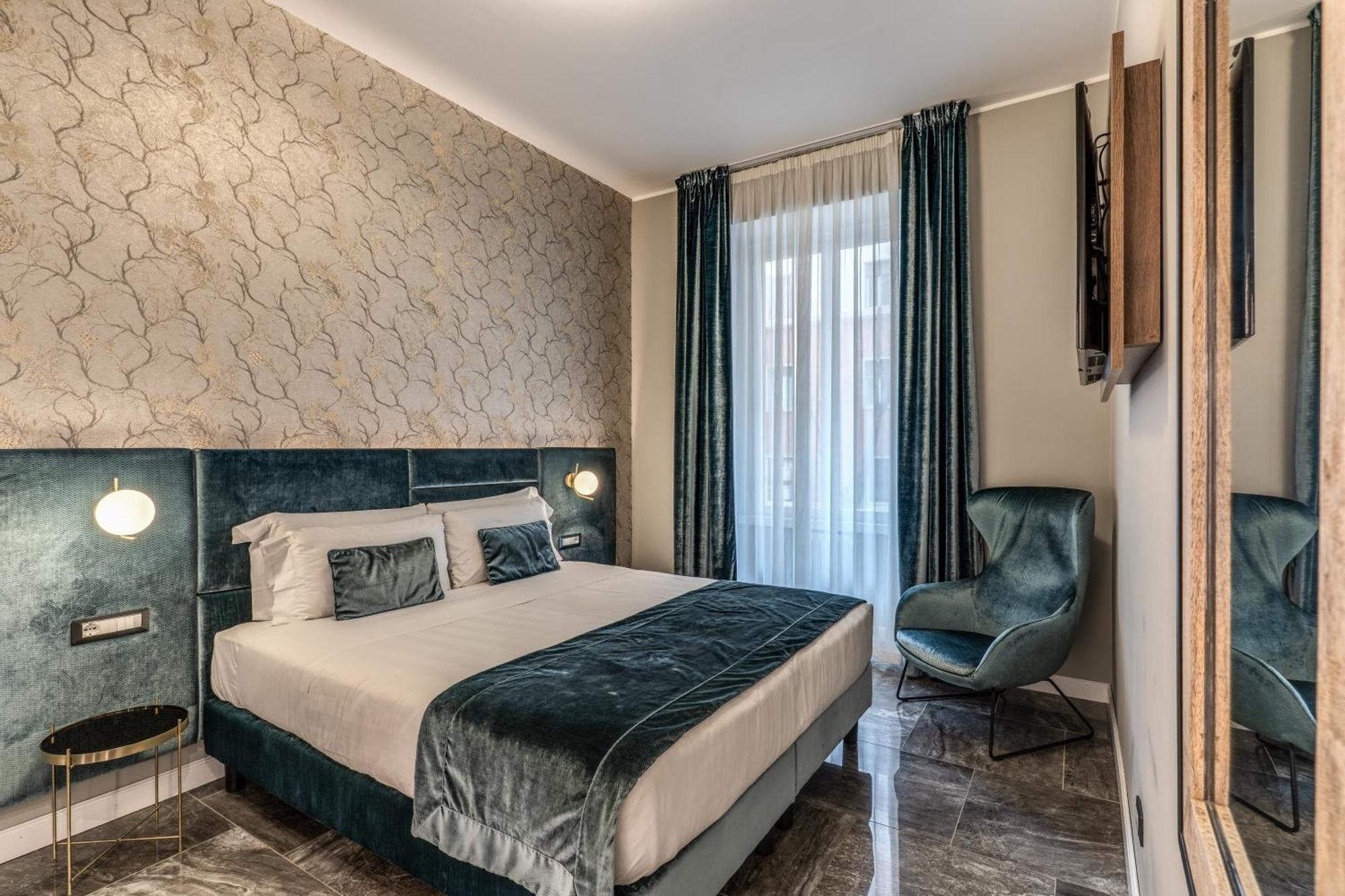Hotel Apollo Boutique 4*