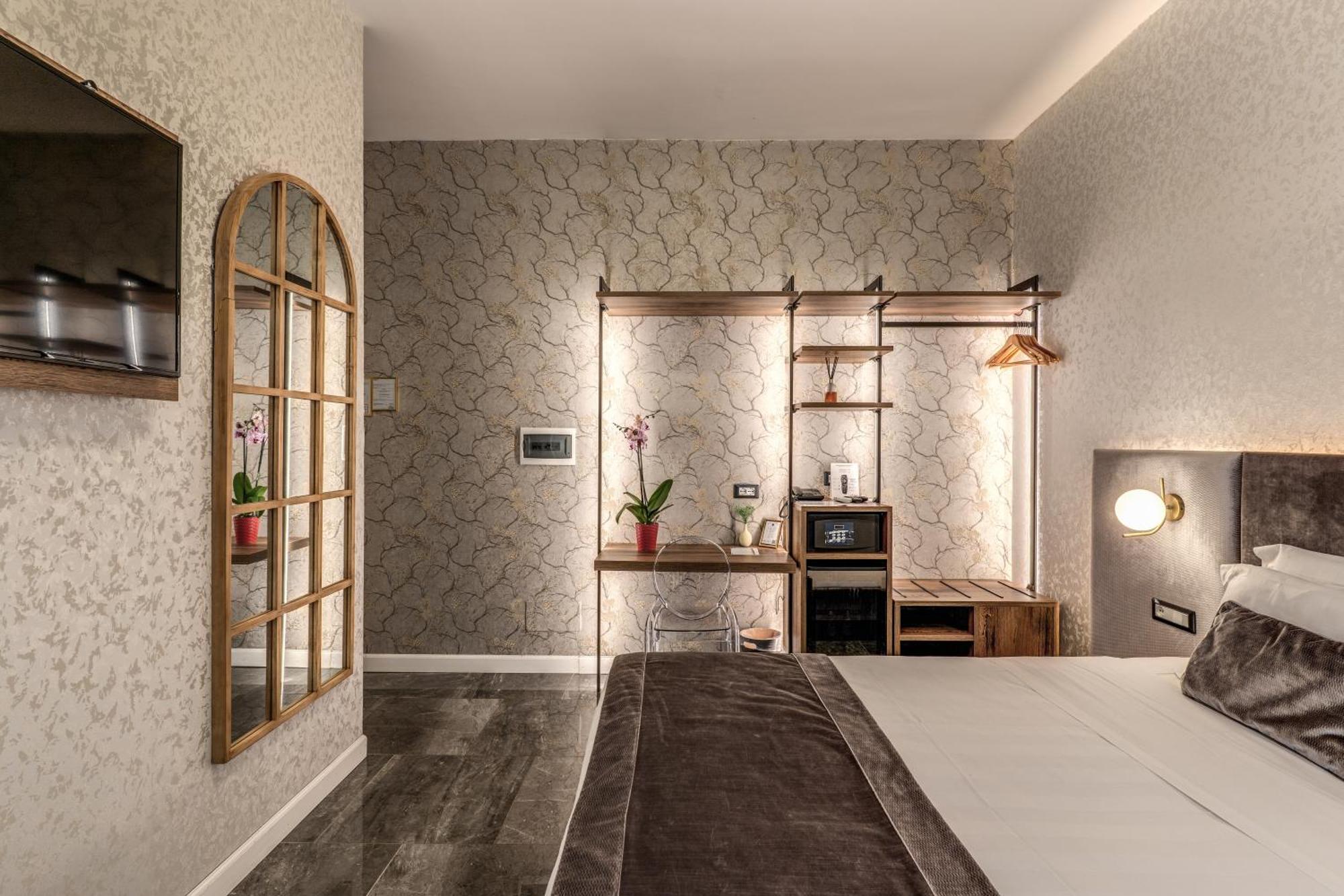 Apollo Boutique Roma