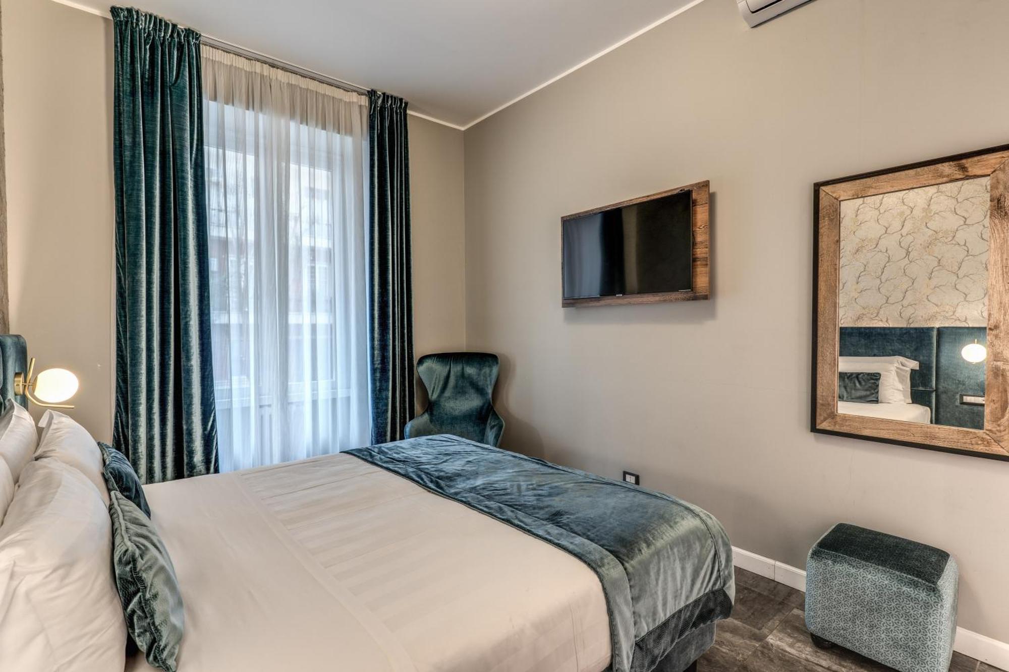Apollo Boutique Hotel 4*