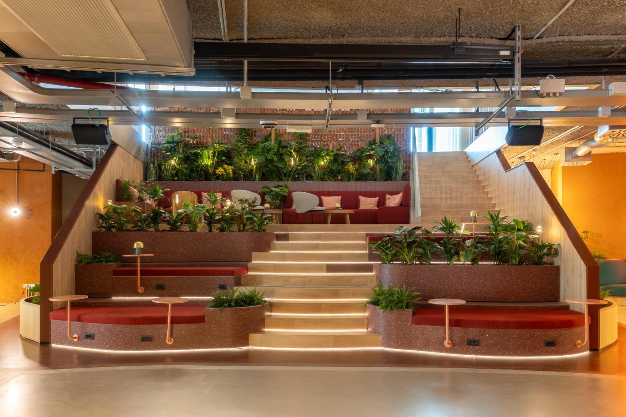 The Social Hub Hotel