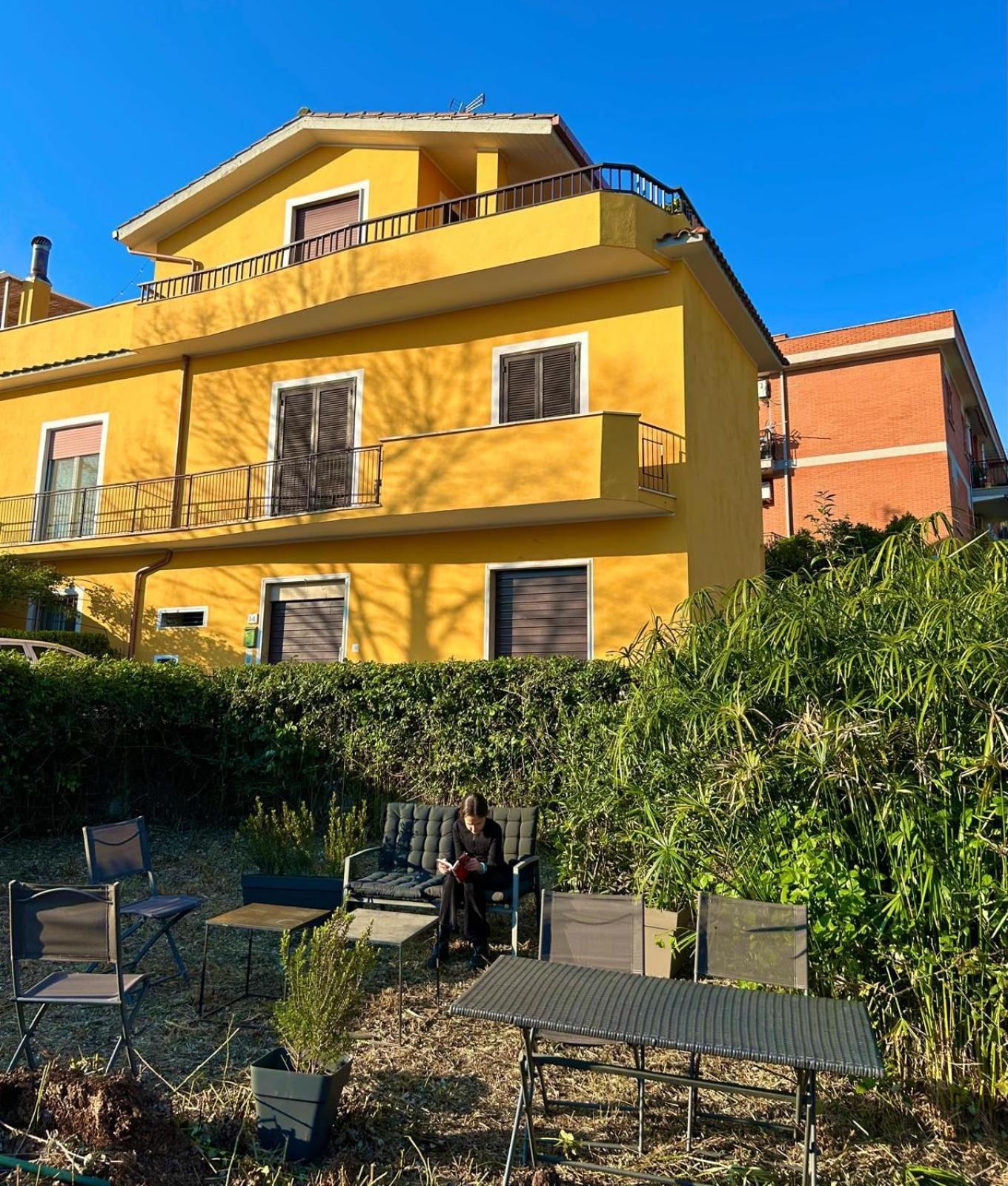 Apartment Grande Su Due Livelli Con Terrazza Rome
