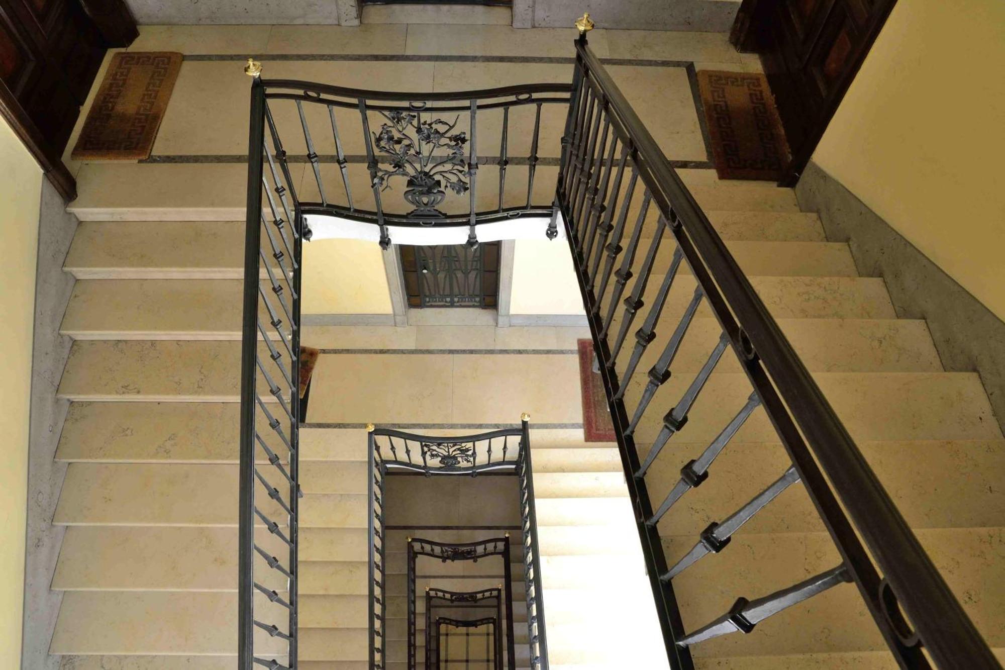 Trastevere Elegant Apartment
