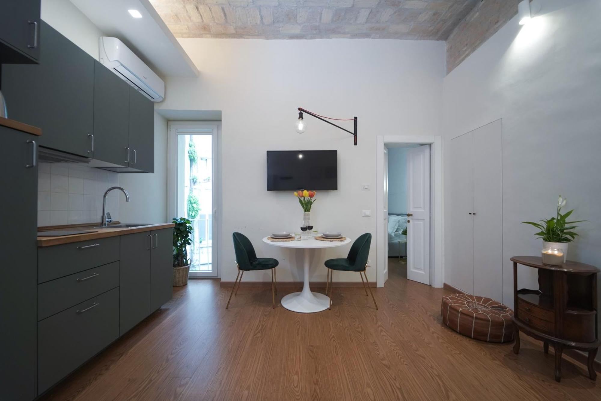 Bruno Domus Colosseo Apartment Rome