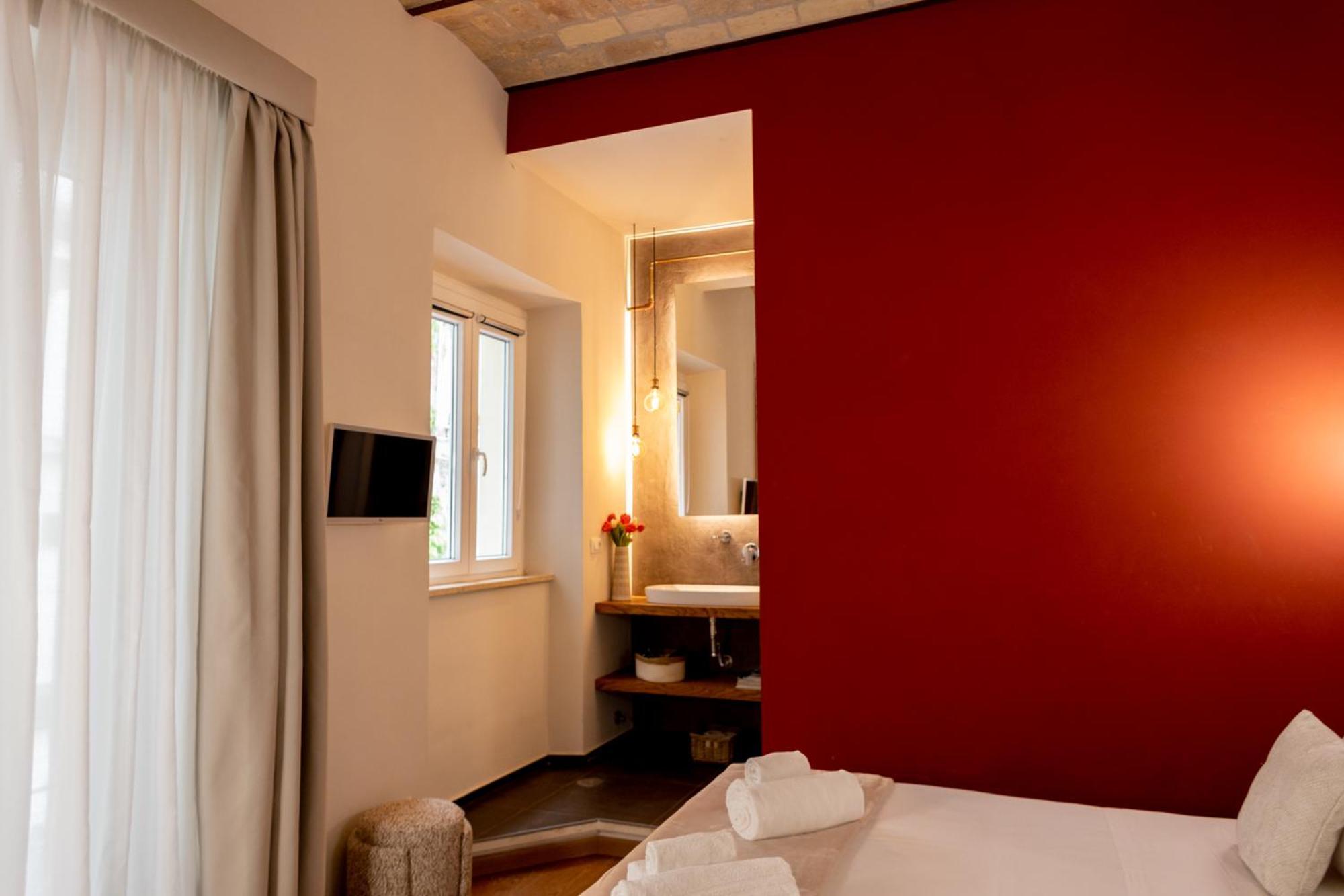 Bruno Domus Colosseo Apartment *
