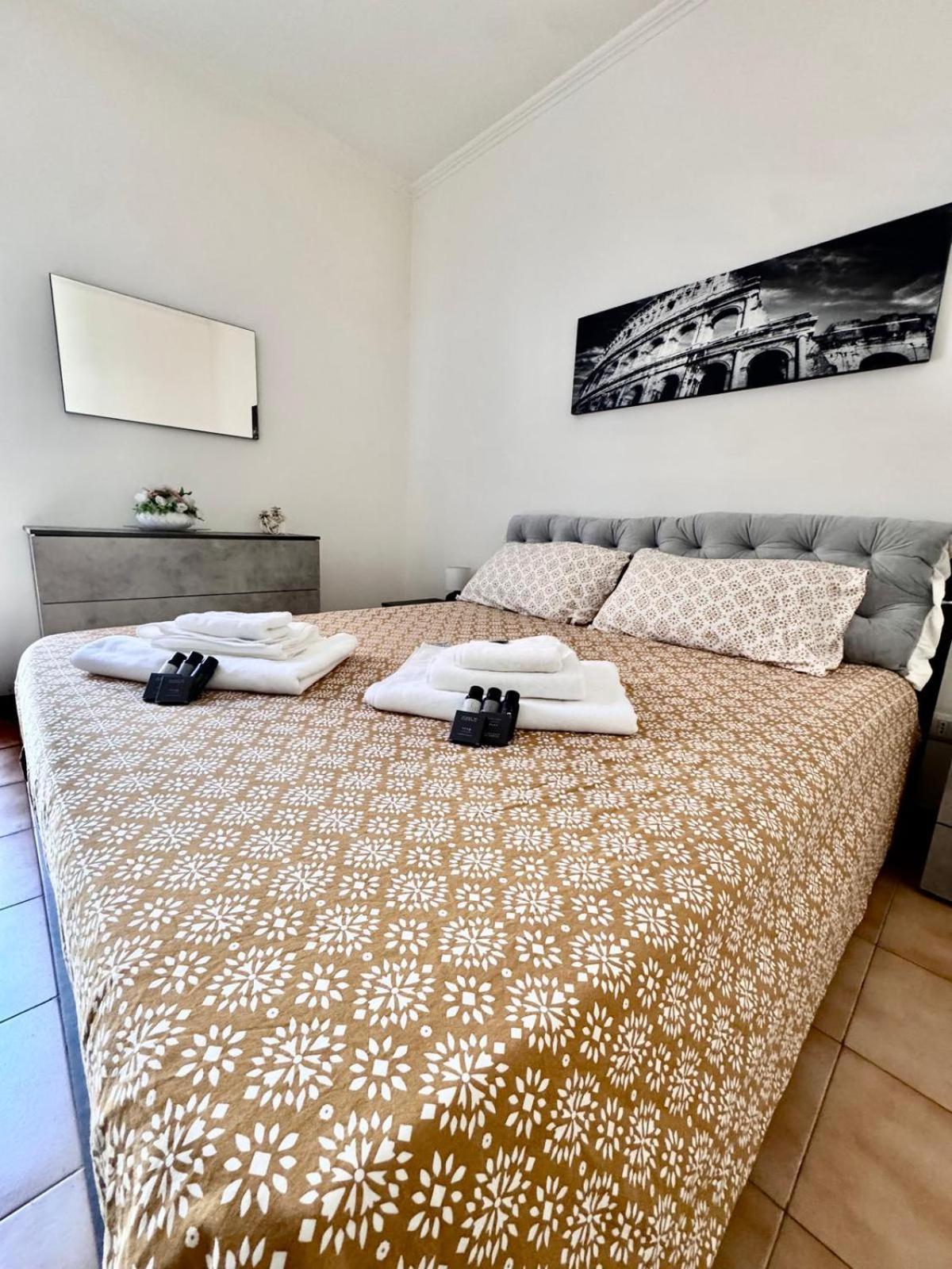 The Big House Cinecitta Metro A Apartment Rome