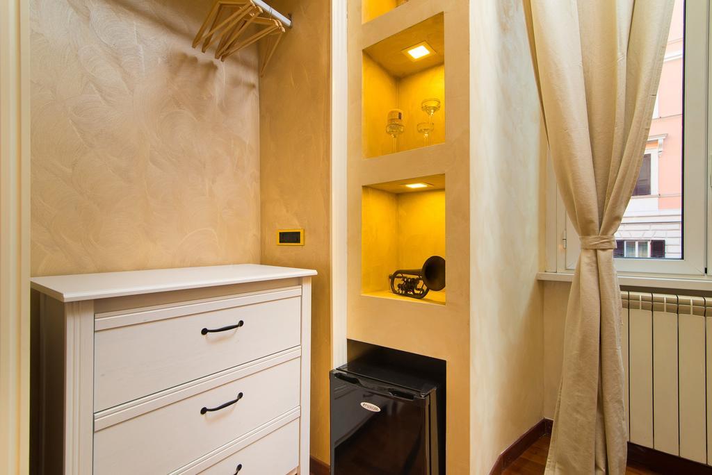 Arco Di Gallieno Bed & Breakfast *