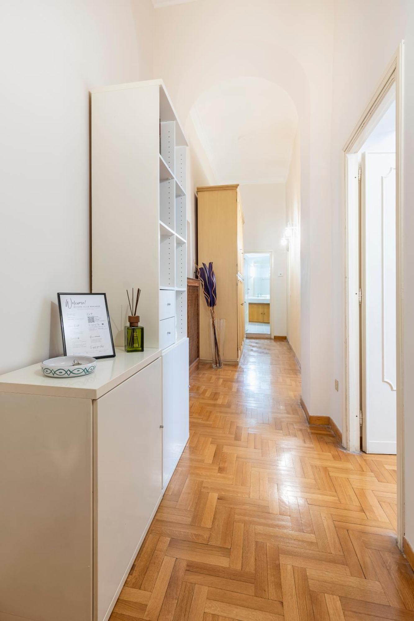 Maison Borghese Apartment *