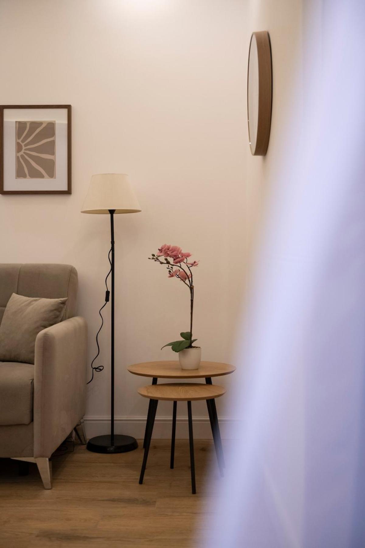- Bredi Appartement Rome