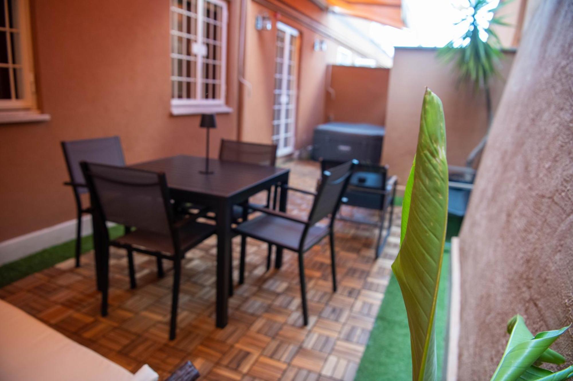 Welcoming Vatican Garden Apartment *