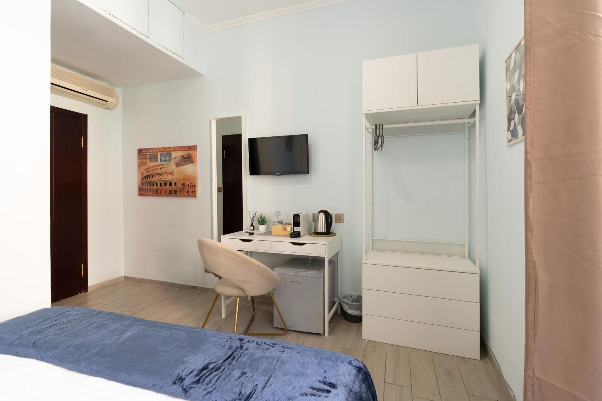 Leoni Di Giada - Close To Station Bed & Breakfast 3*
