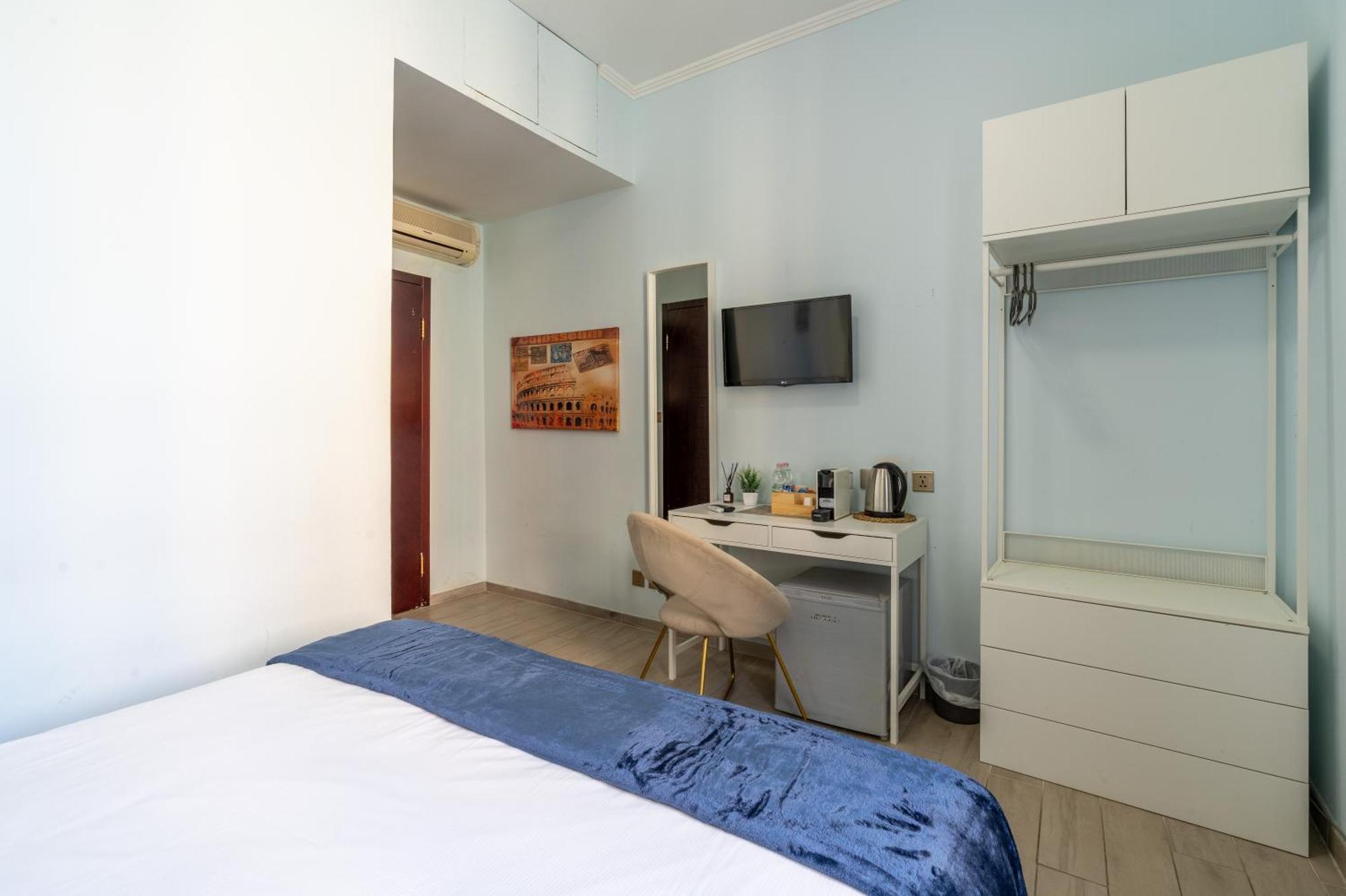 Leoni Di Giada - Close To Station 3*