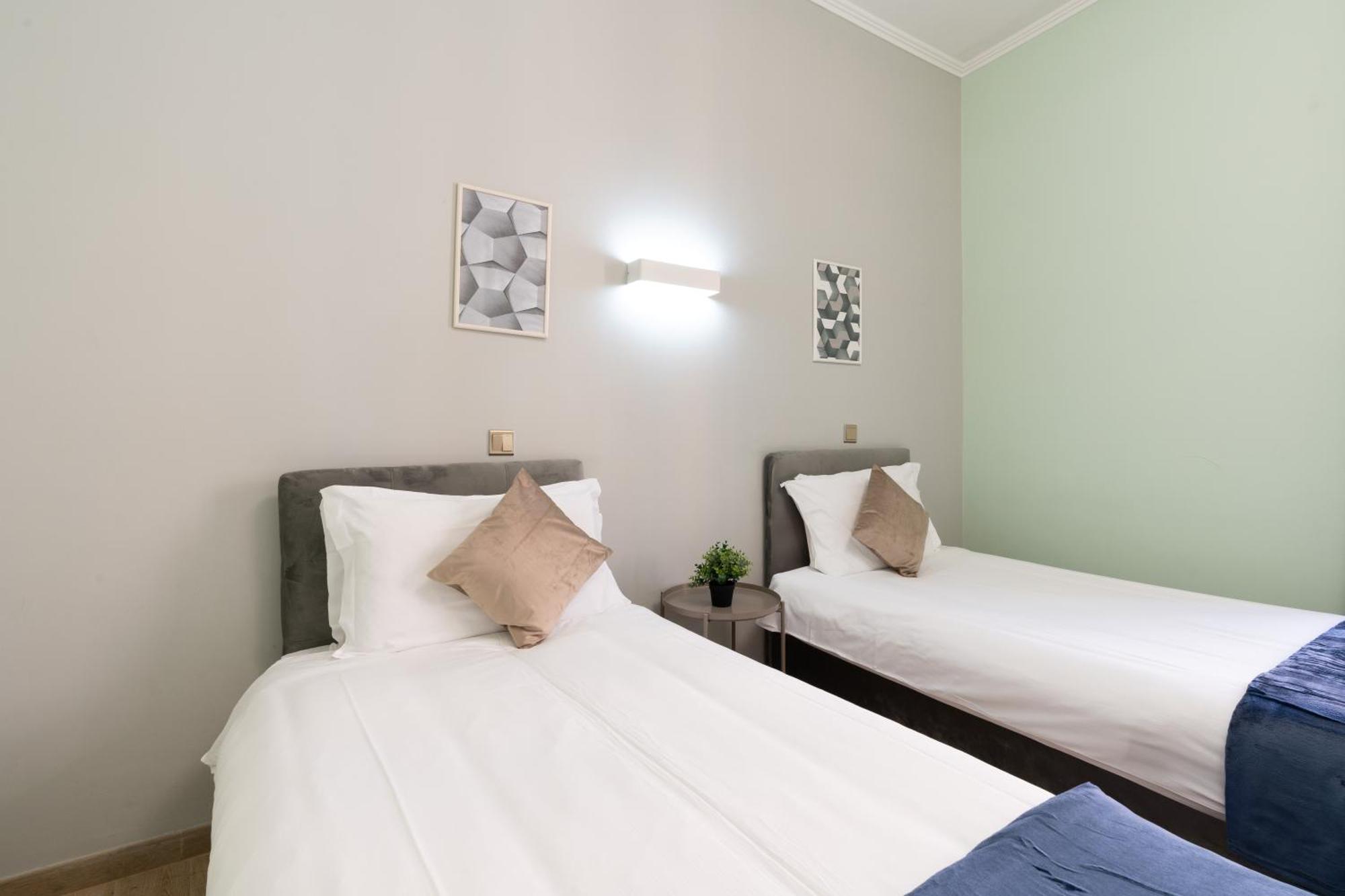 Leoni Di Giada - Close To Station Bed & Breakfast
