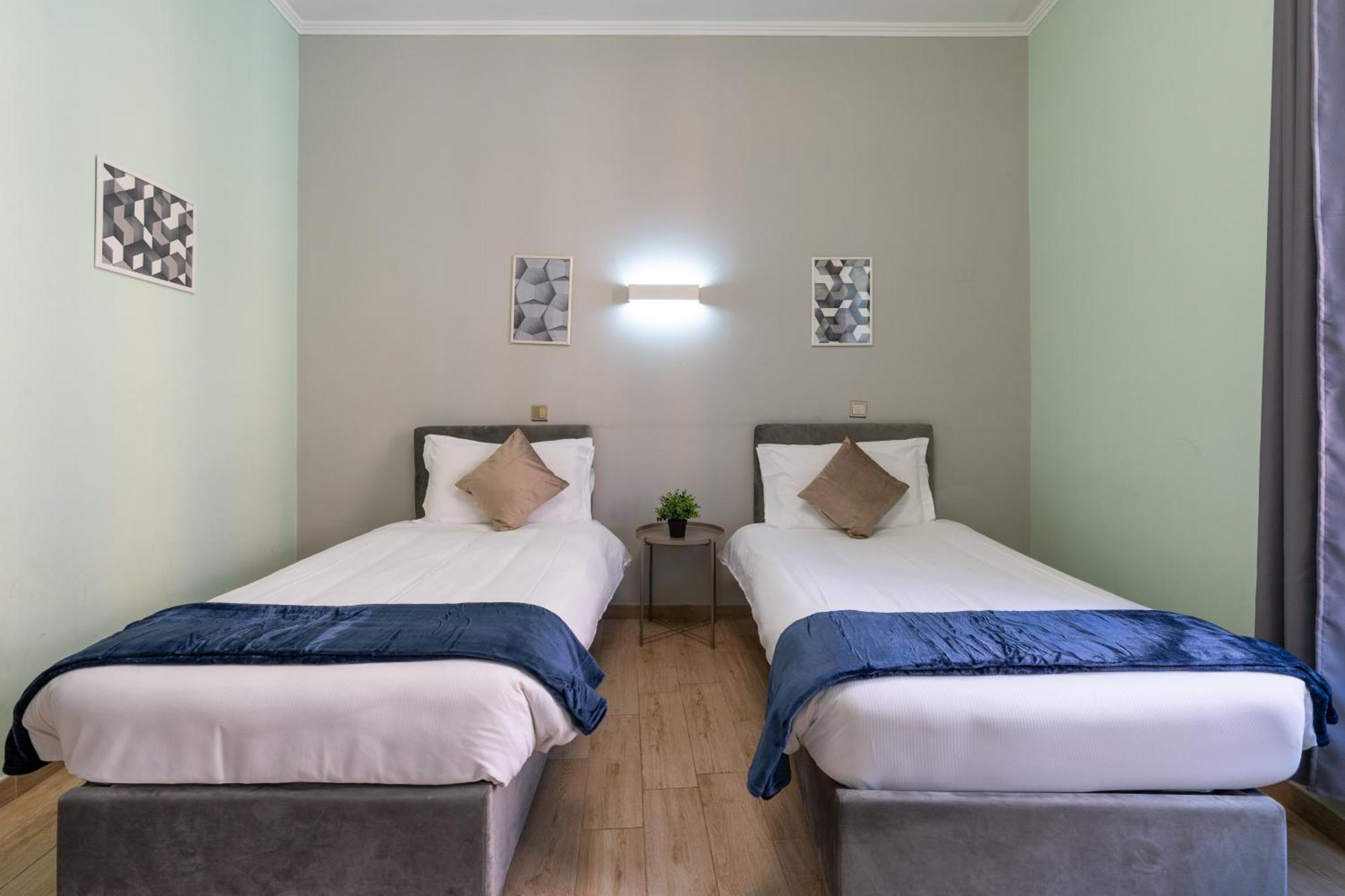 Leoni Di Giada - Close To Station Bed & Breakfast 3*