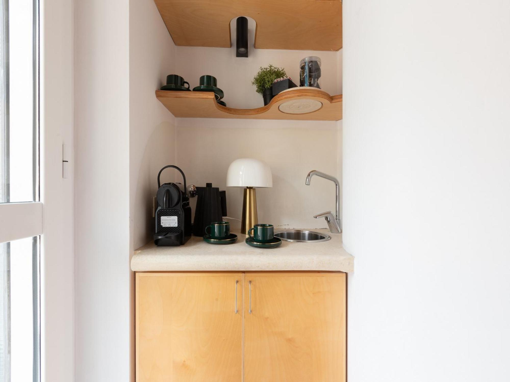 The Rent - Two-bedroom With Terrace Near Trevi Fountain Roma