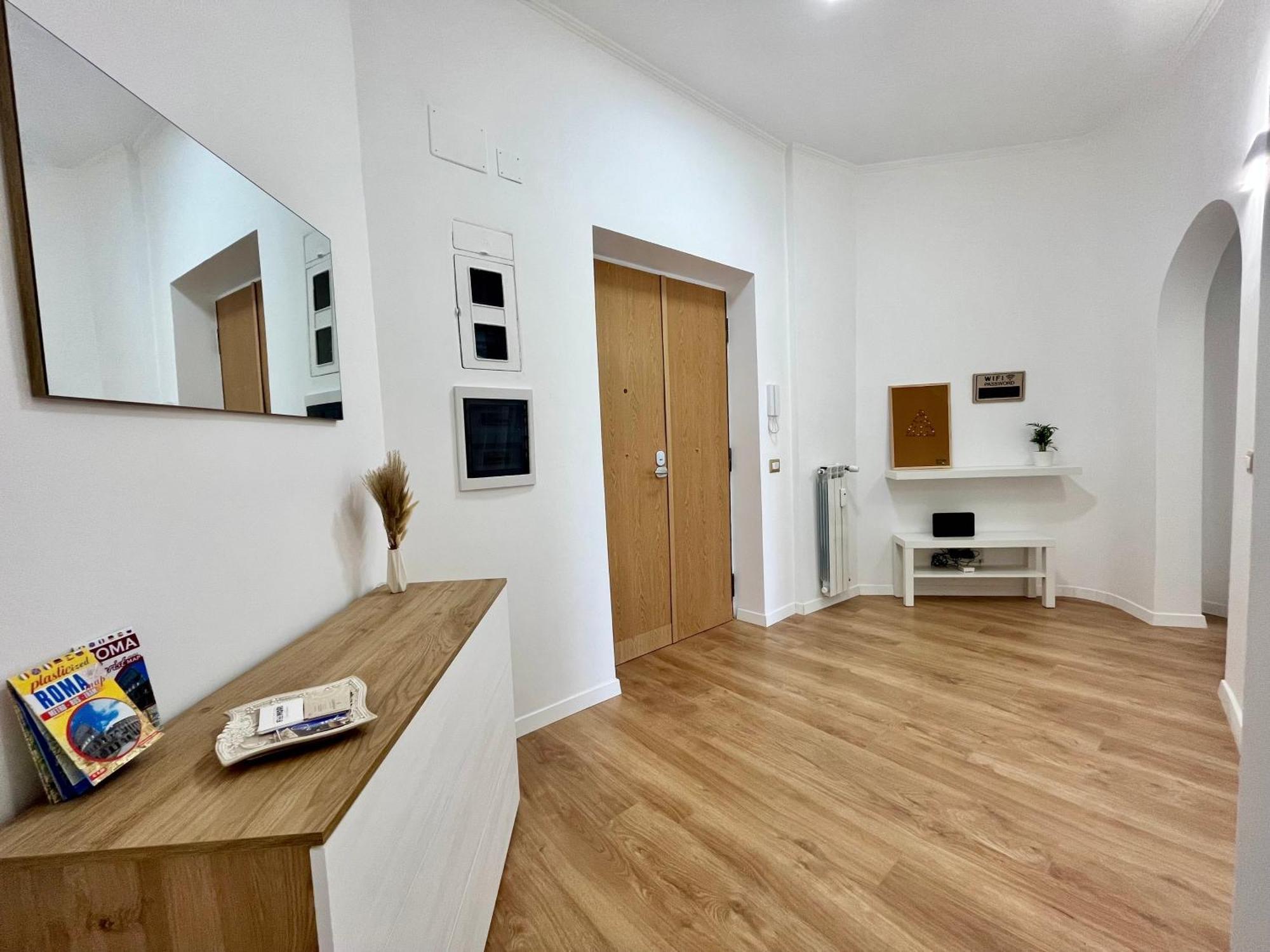 Pyramidhouse - 100mq With View - 2km From The Colosseum Appartement Rome