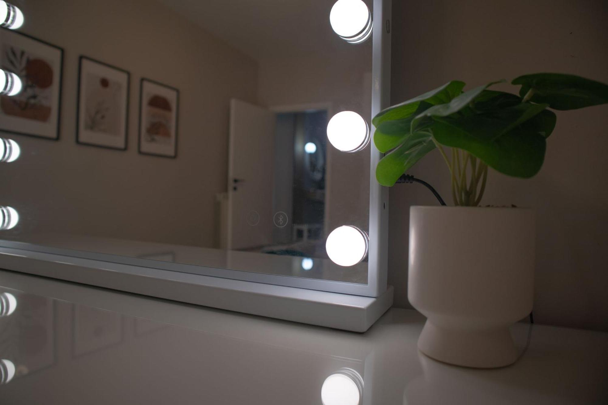Sara's - Modern Near Metro, Perfect For Families And Groups In Appartement Rome
