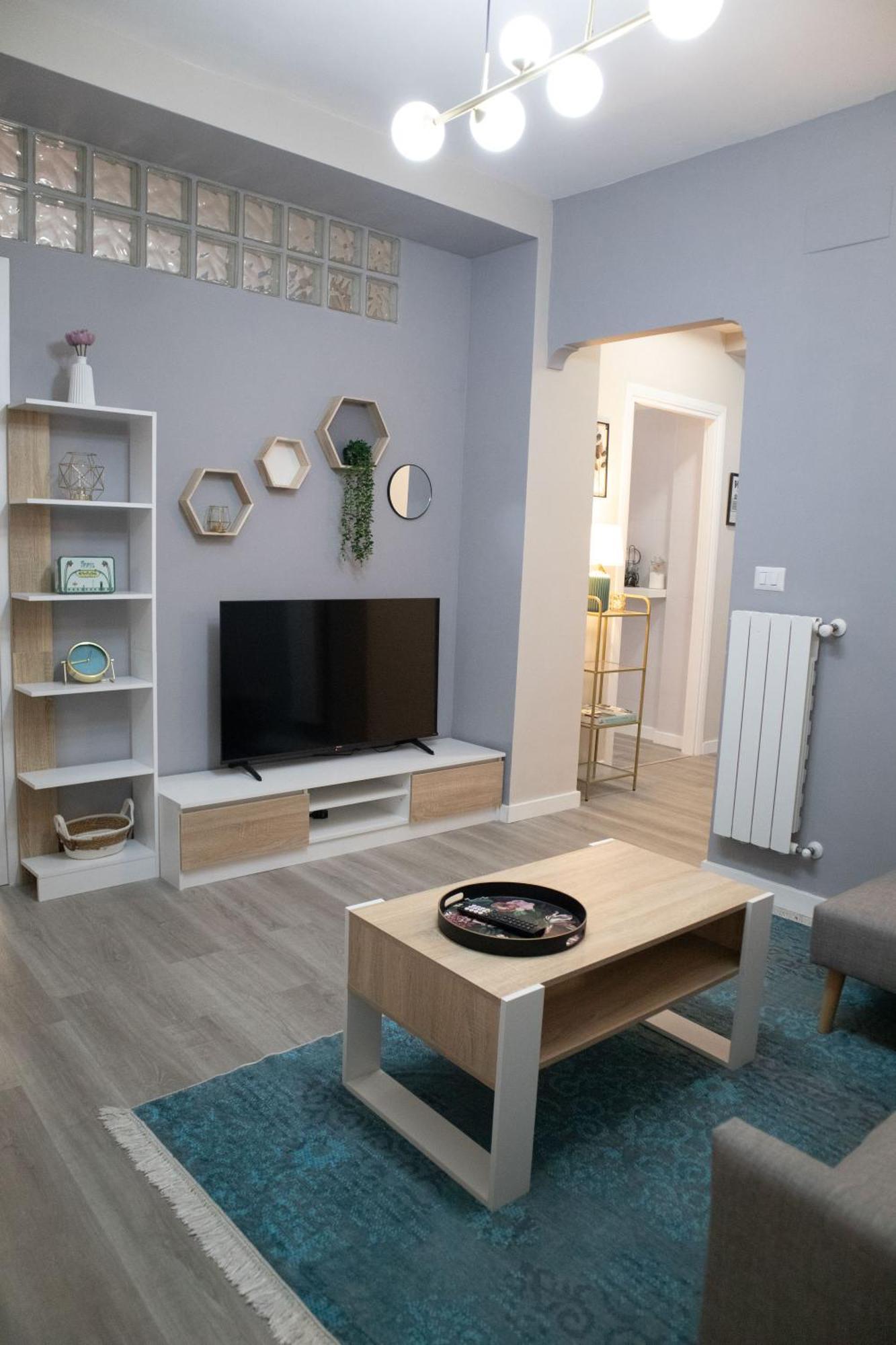 Sara's - Modern Near Metro, Perfect For Families And Groups In Appartement Rome