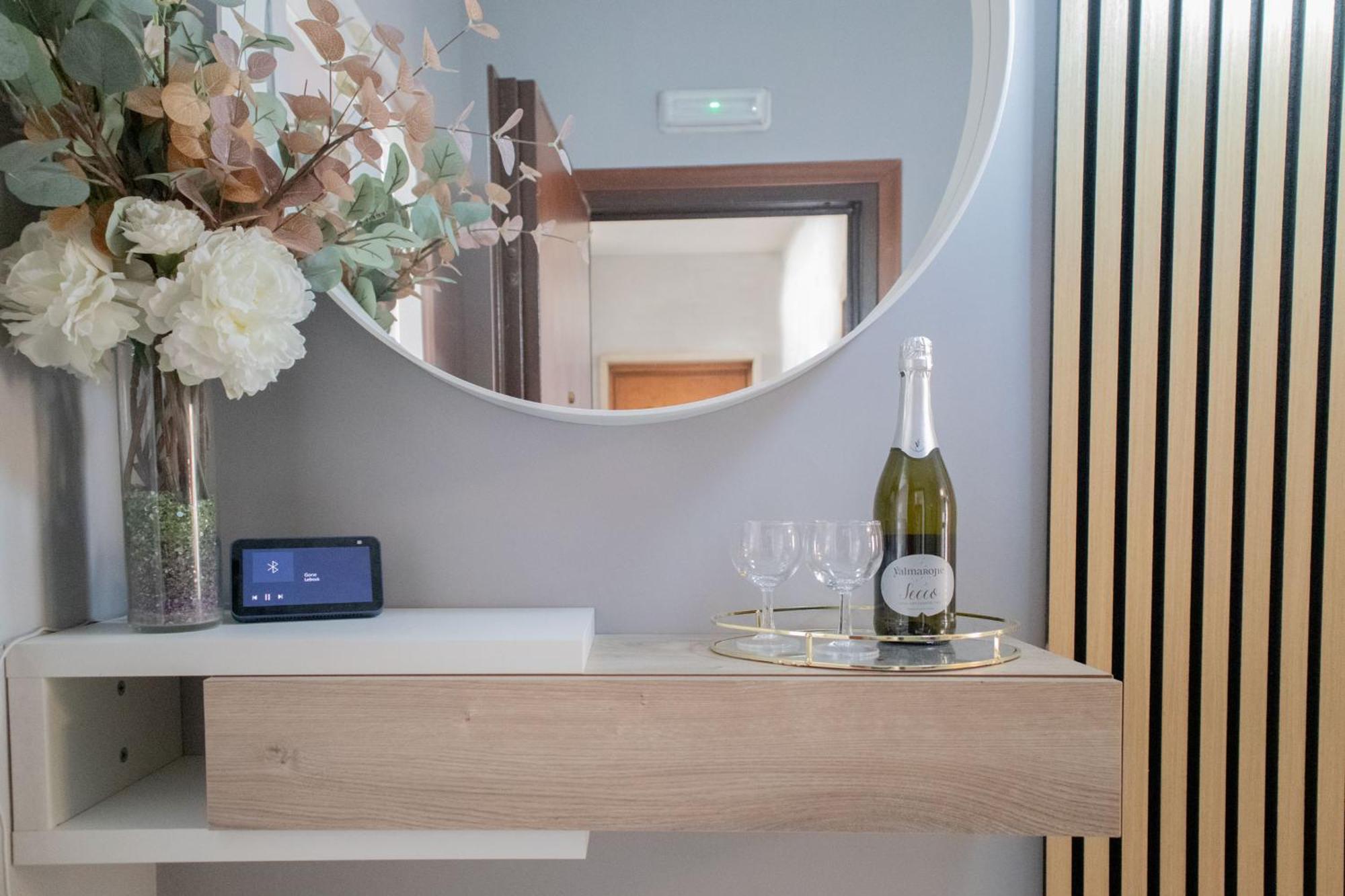 Appartement Sara's - Modern Near Metro, Perfect For Families And Groups In
