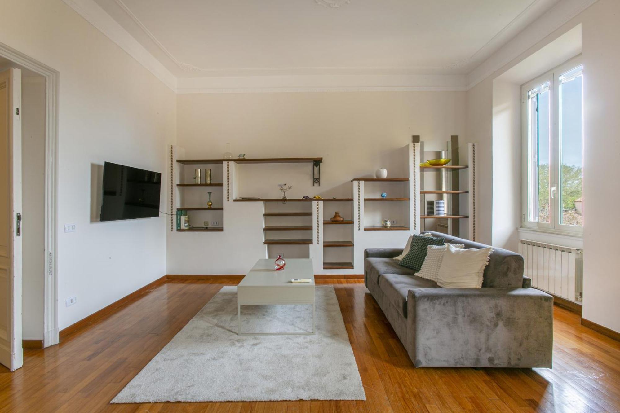 Family In Trastevere Apartment Rome