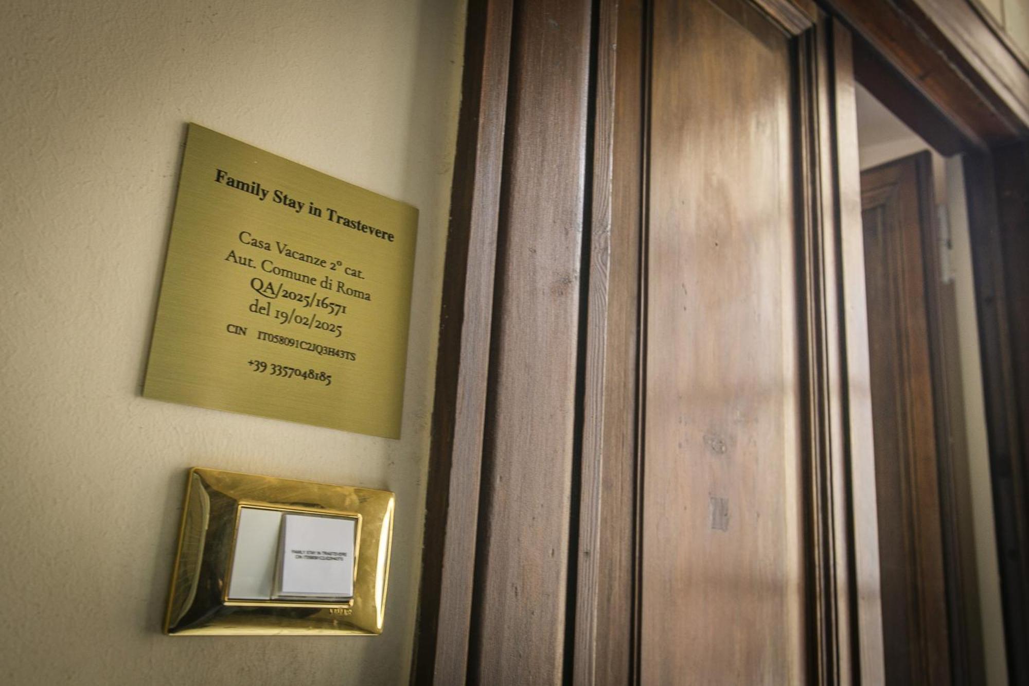 Apartment Family In Trastevere