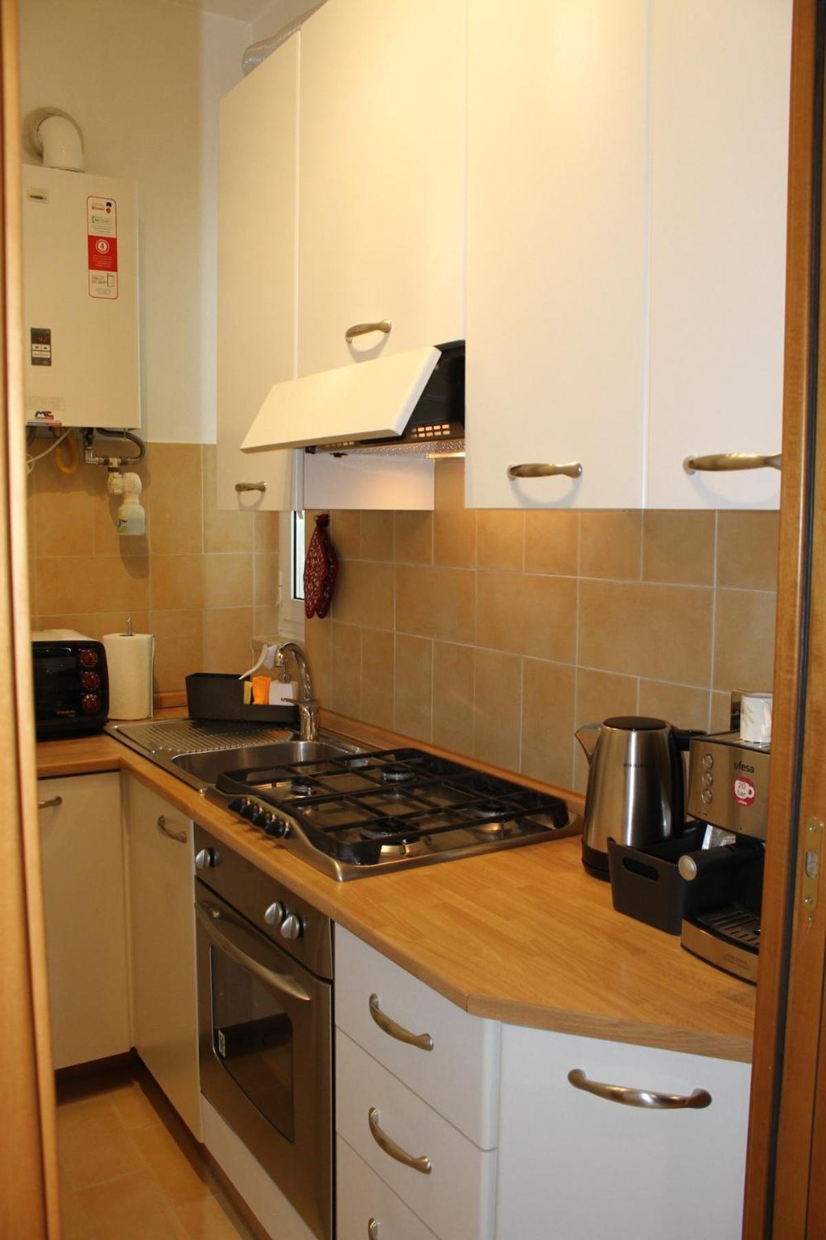 Interno 10 * Rome