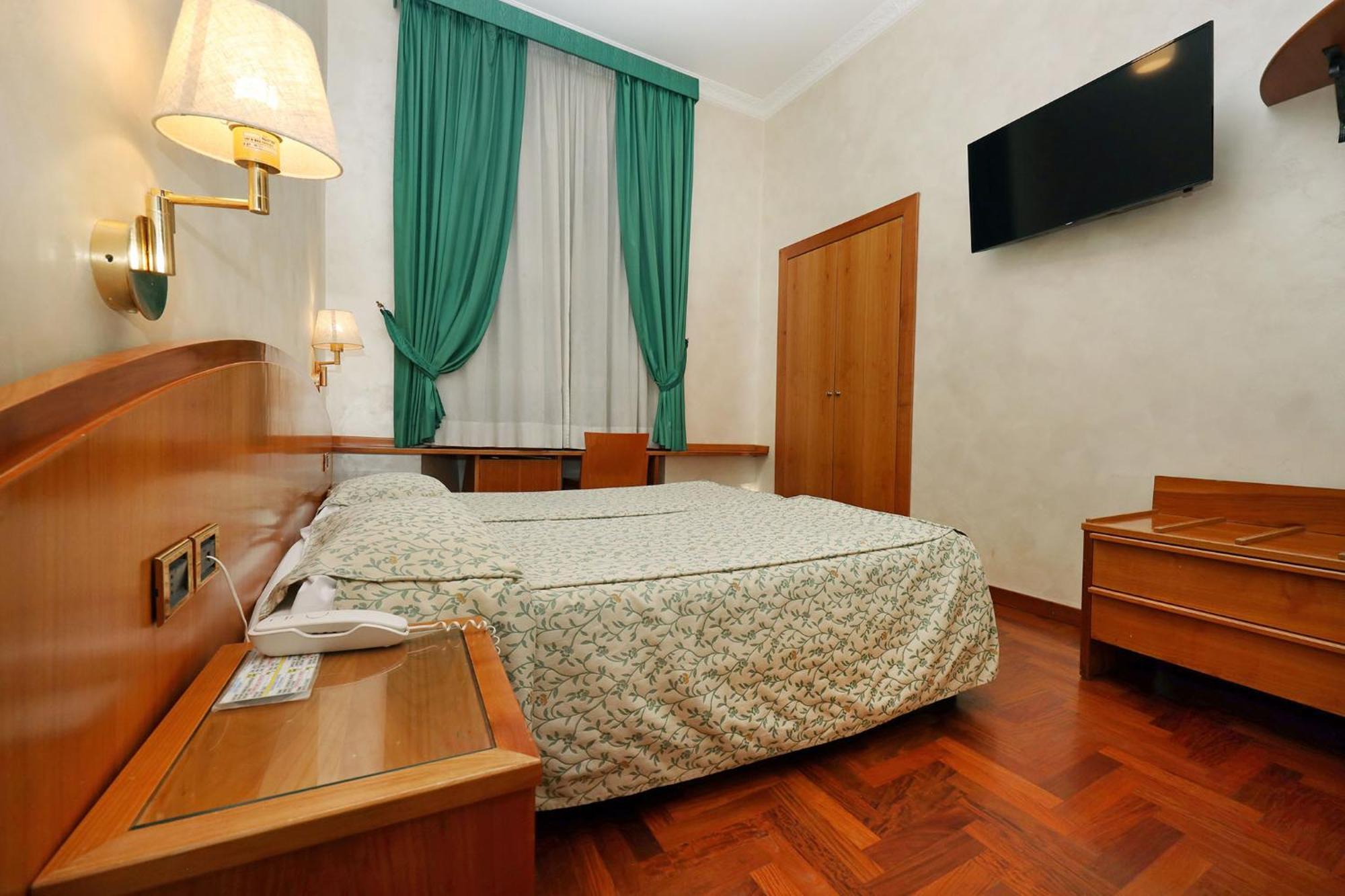 Corot Hotel Roma