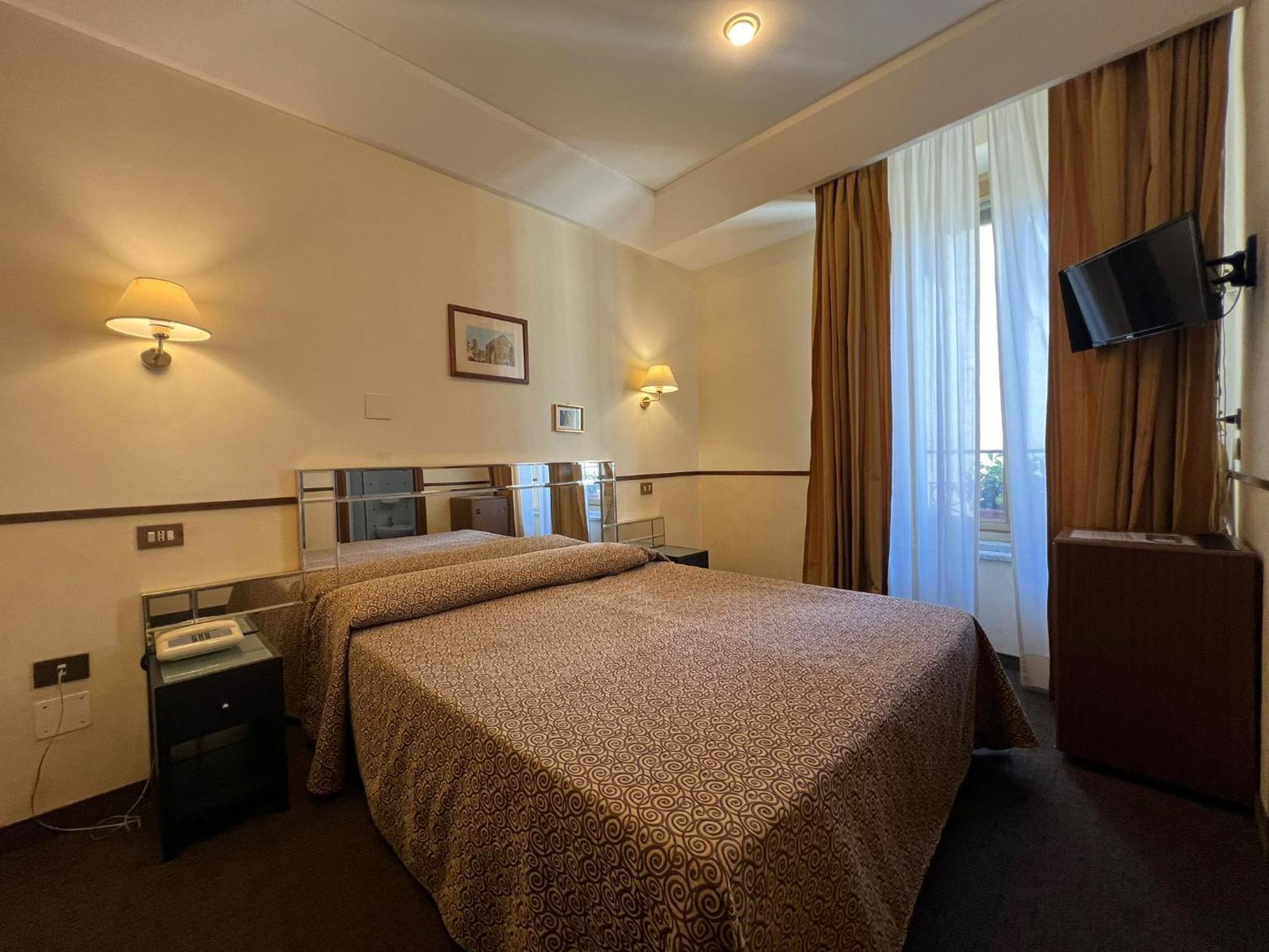 Garda 3* Rome