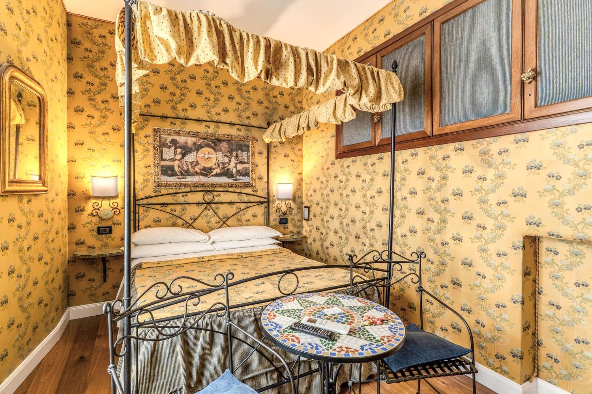 Residenza Ave Bed & Breakfast Rome