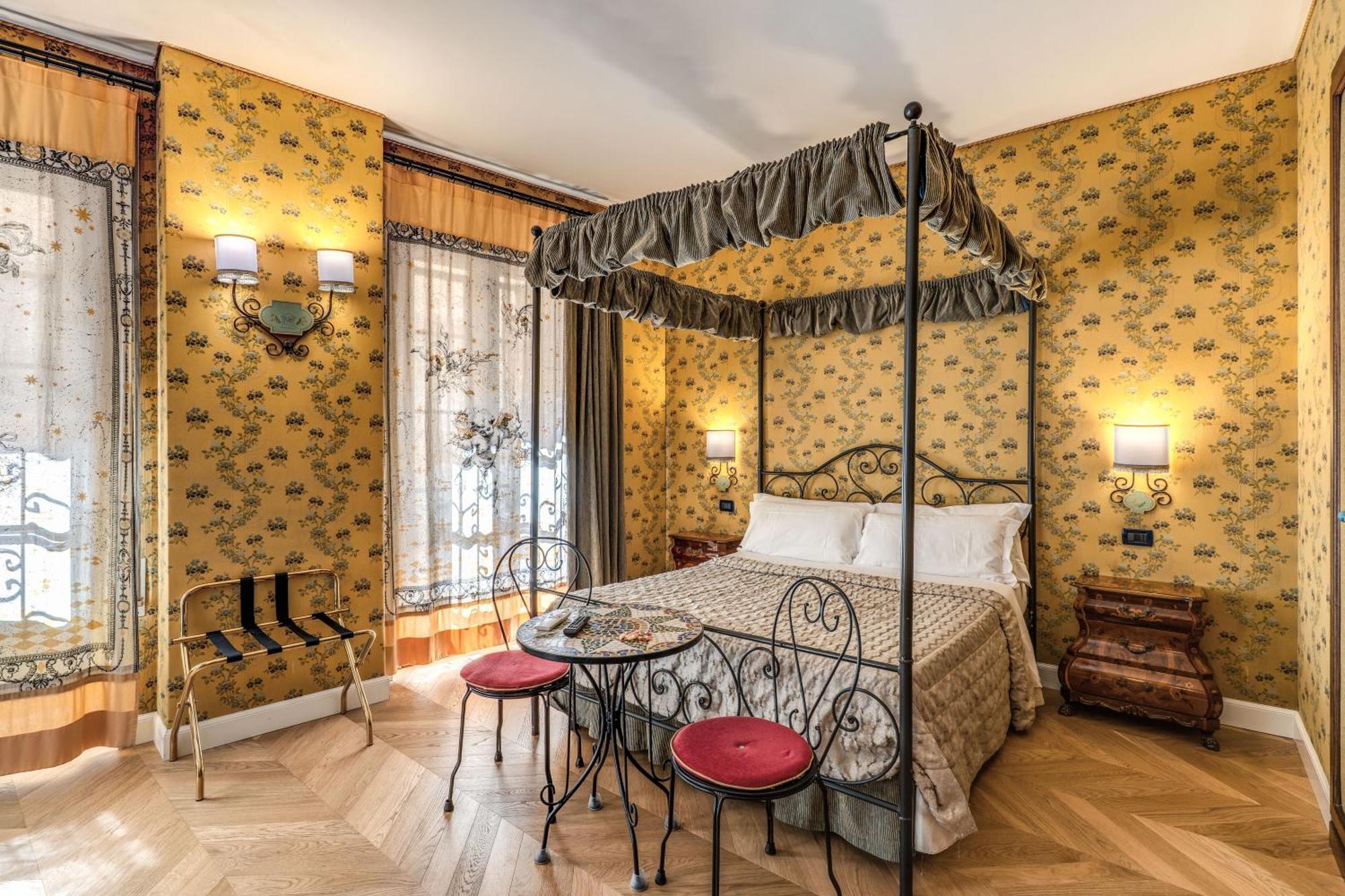 Bed & Breakfast Residenza Ave 4*