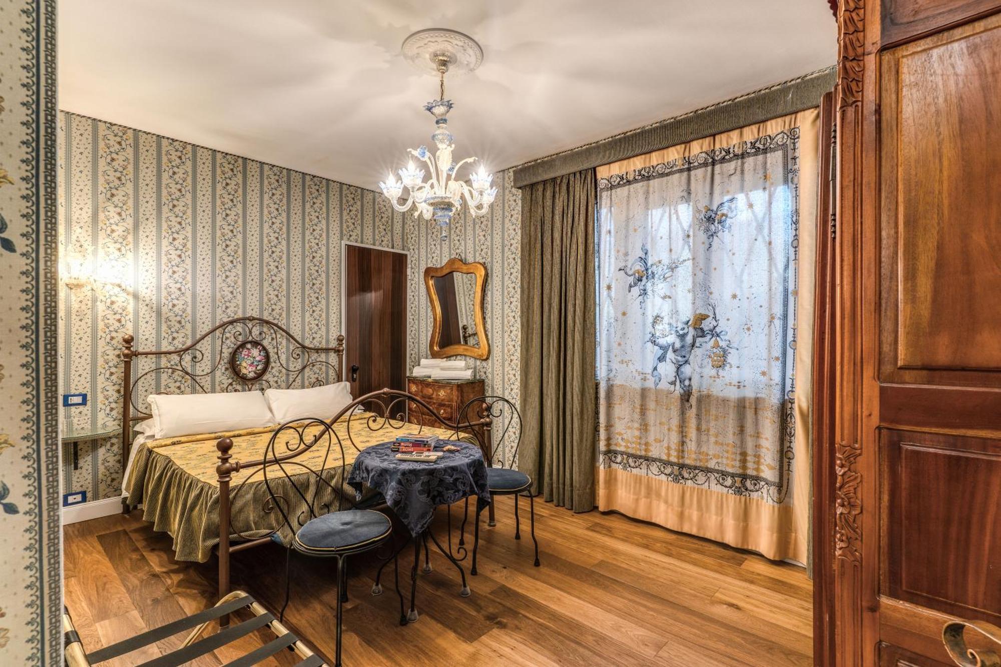 Residenza Ave Bed & Breakfast Rome