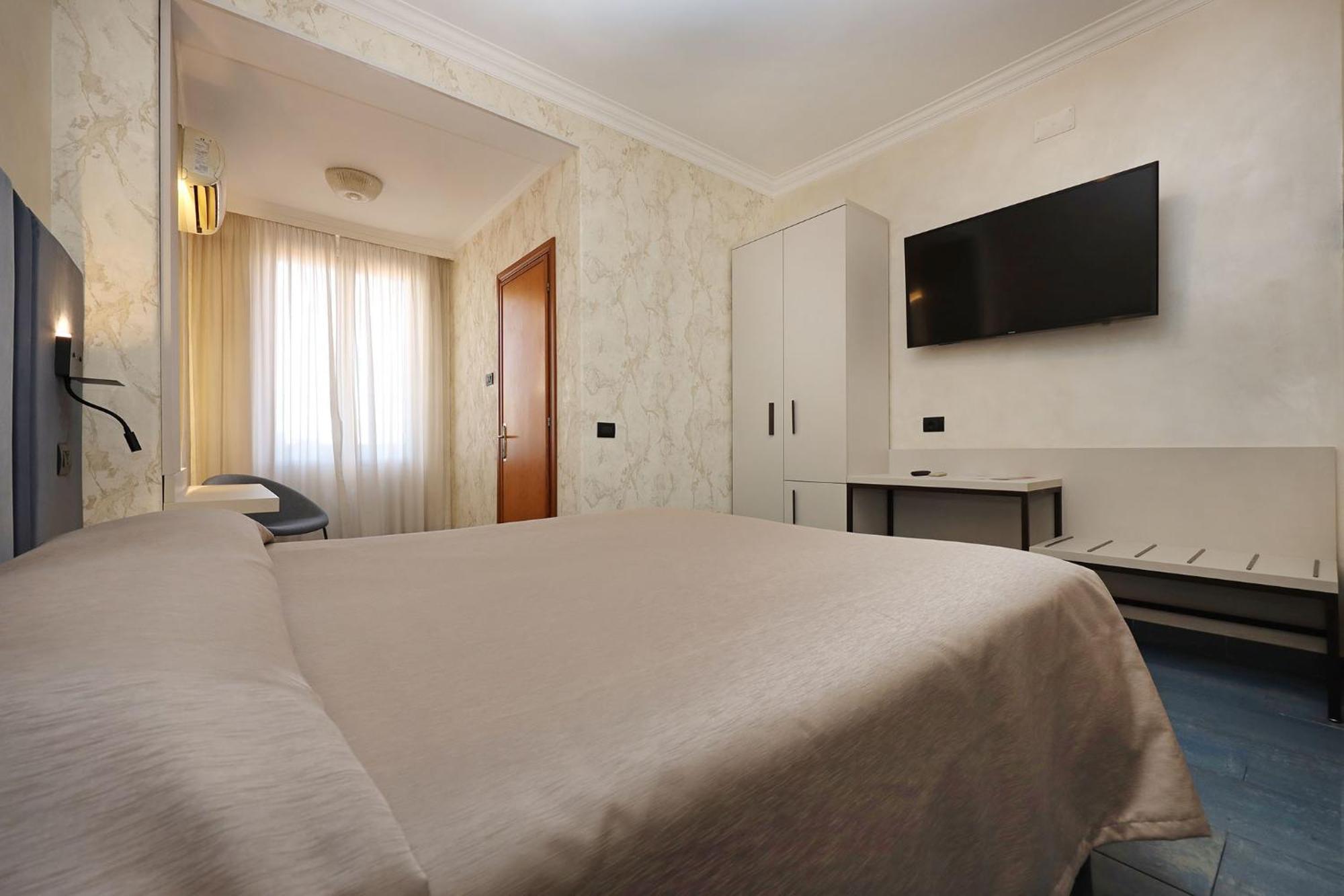 Rimini 3* Roma