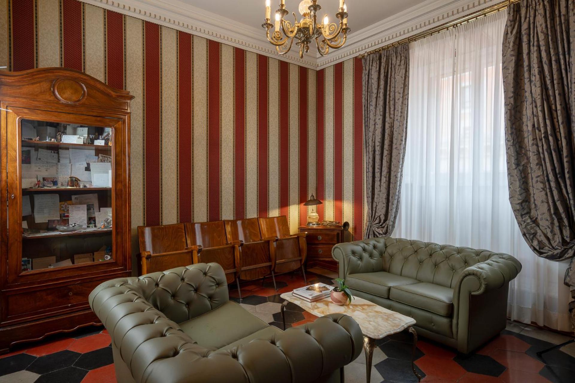 Hotel Oceania