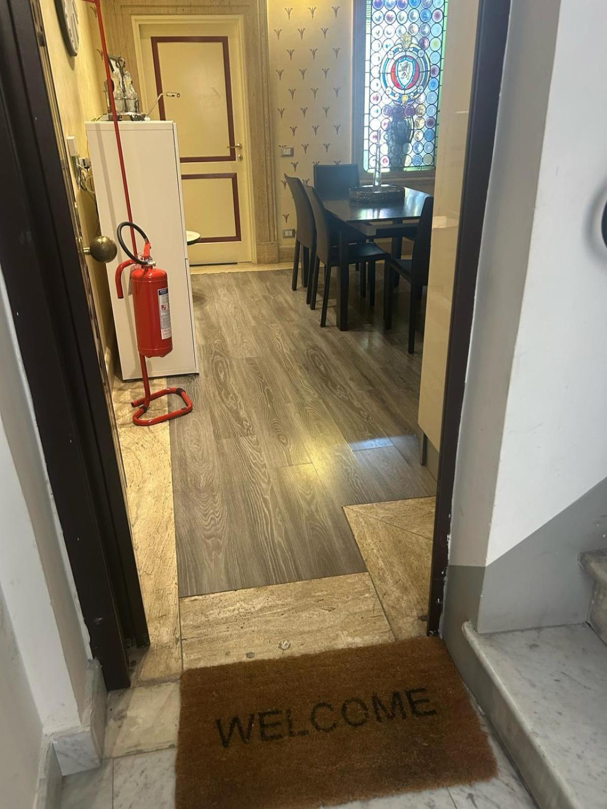 Appartamento Nsm 71viadelcorso Con Terrazzo *