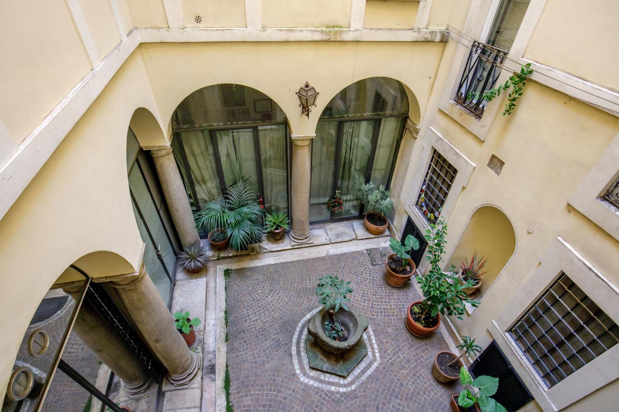 Casa de hóspedes Navona Sky Palace