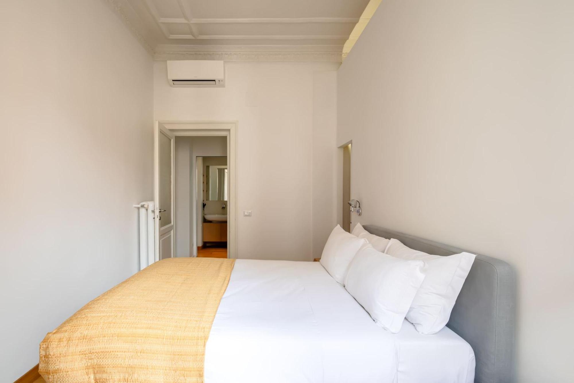 Via G. Ferrari Private Apartment