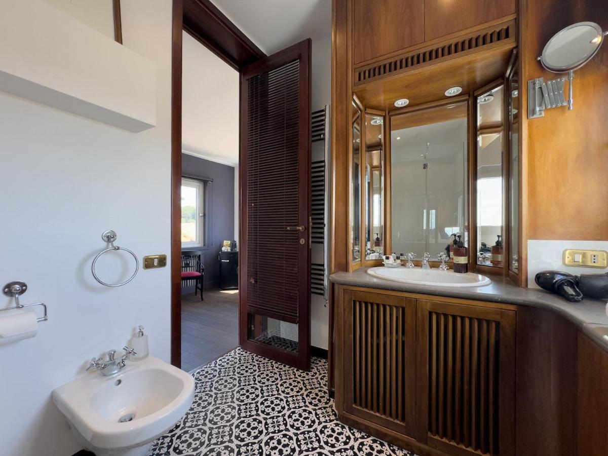 Apartment Chasing The Stars Spanish Steps Boutique