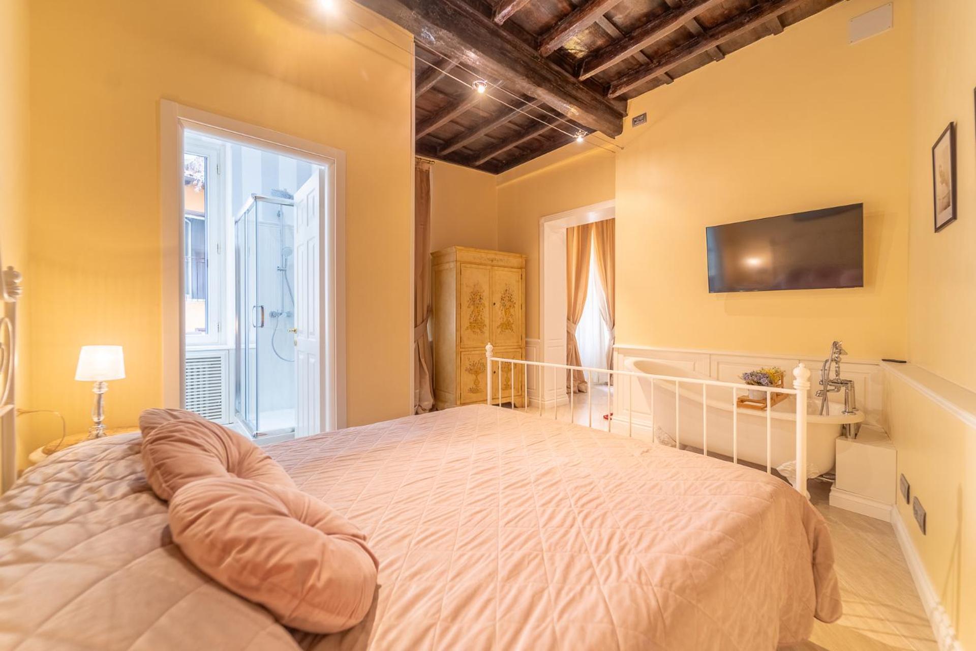 Secret Luxury Retreat In The Heart Of The Ghetto By Houseeds Apartment Rome